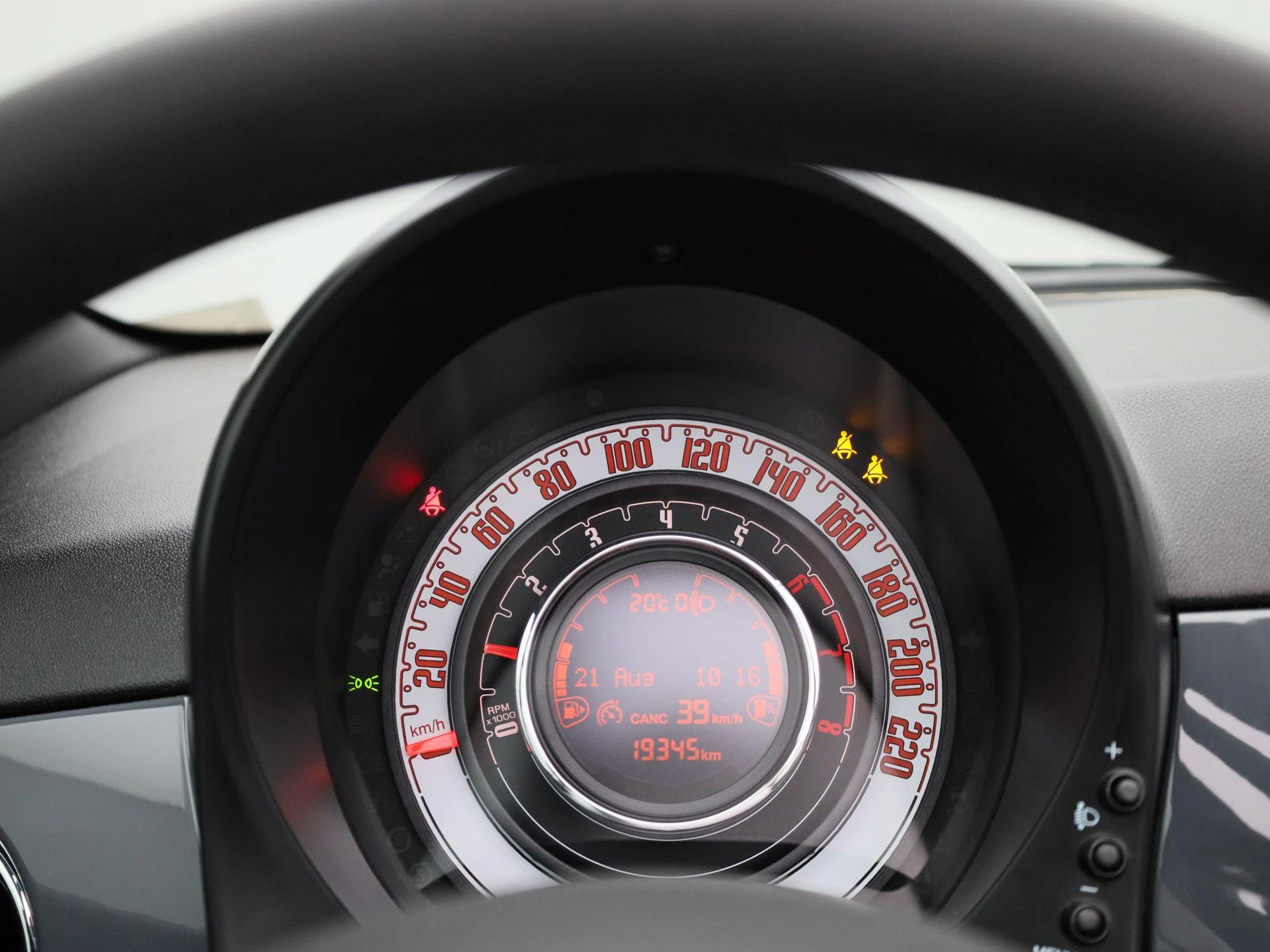 Fiat-500C-image-7
