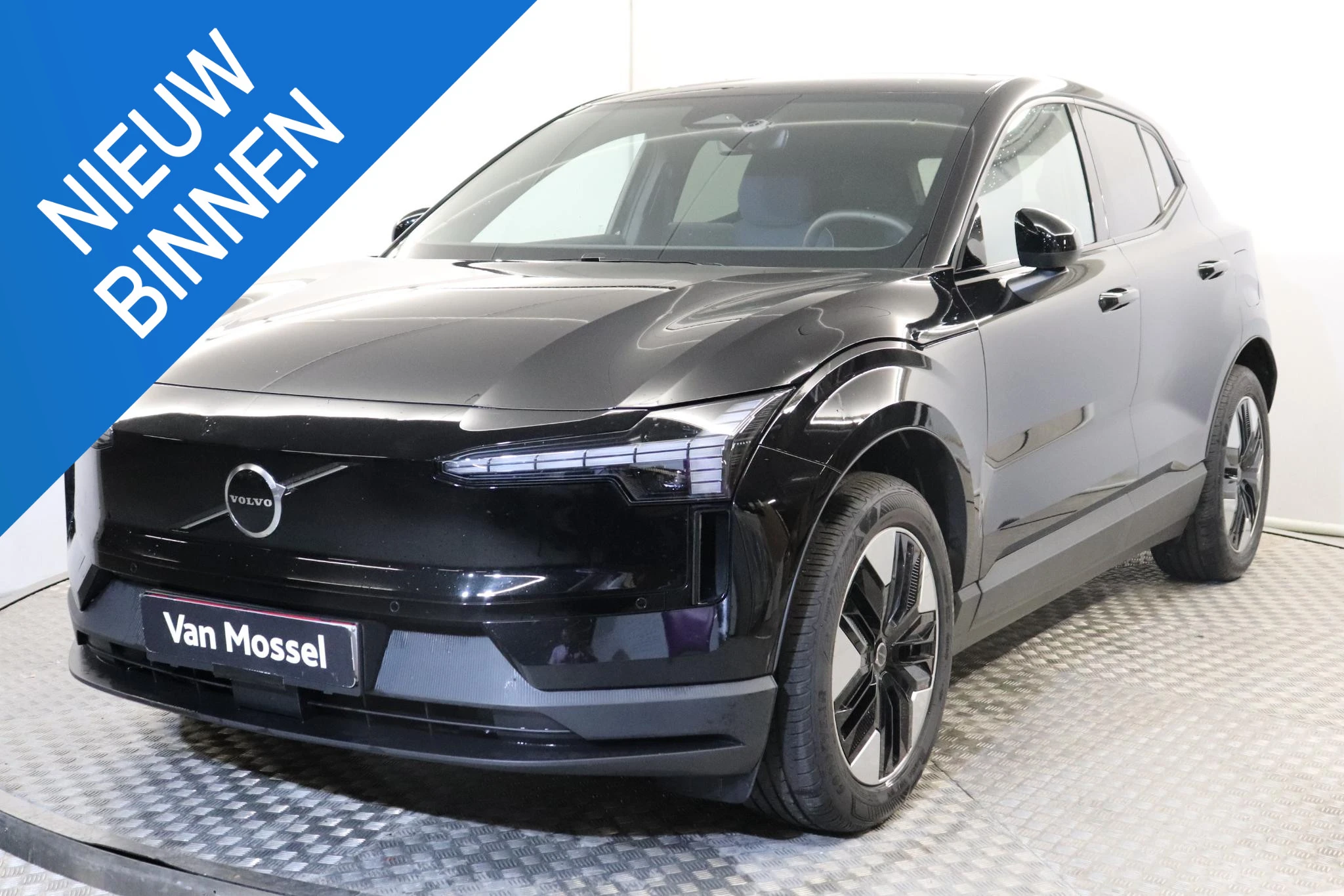 Volvo-EX30-image-0
