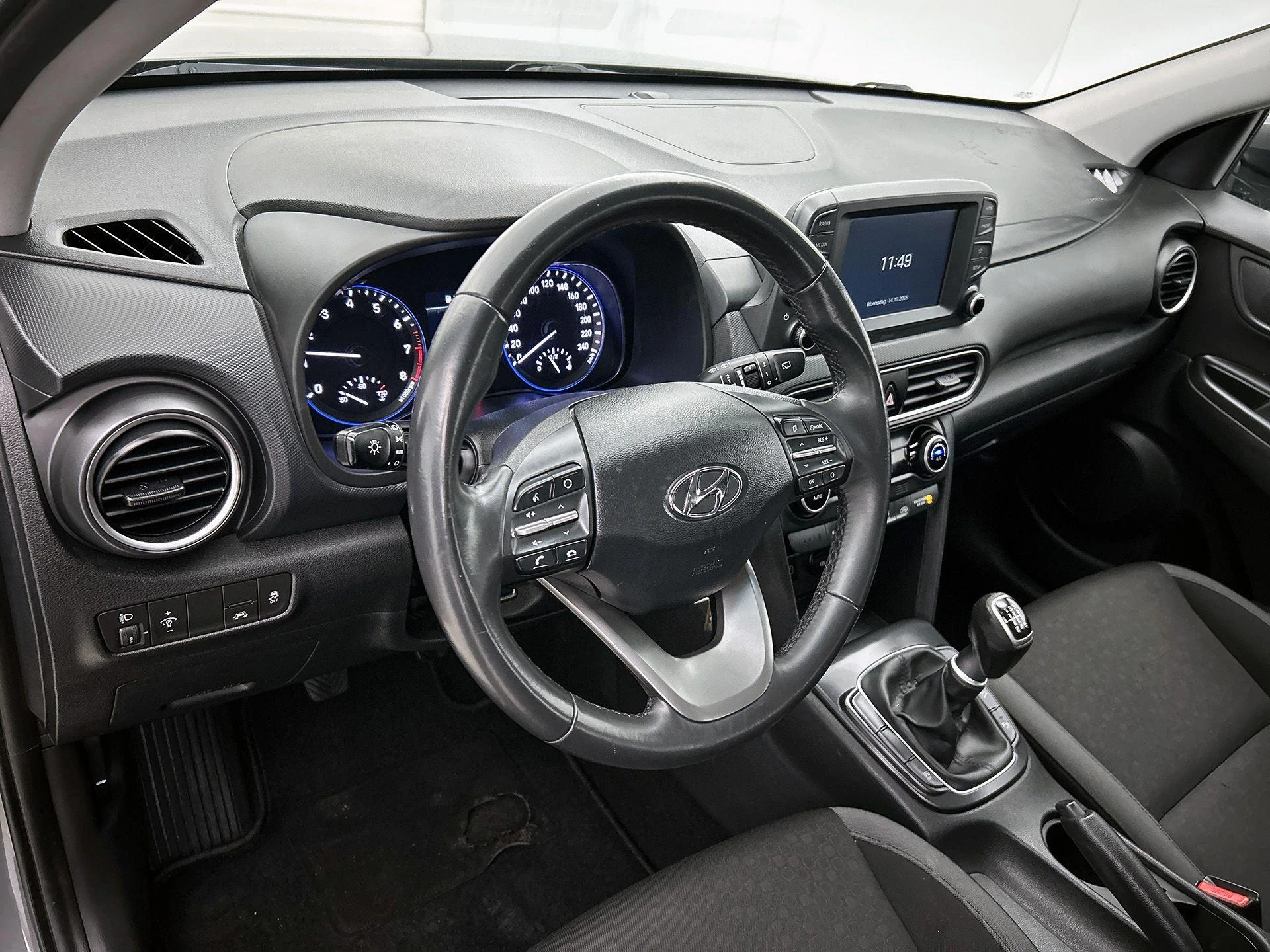 Hyundai-Kona-image-16