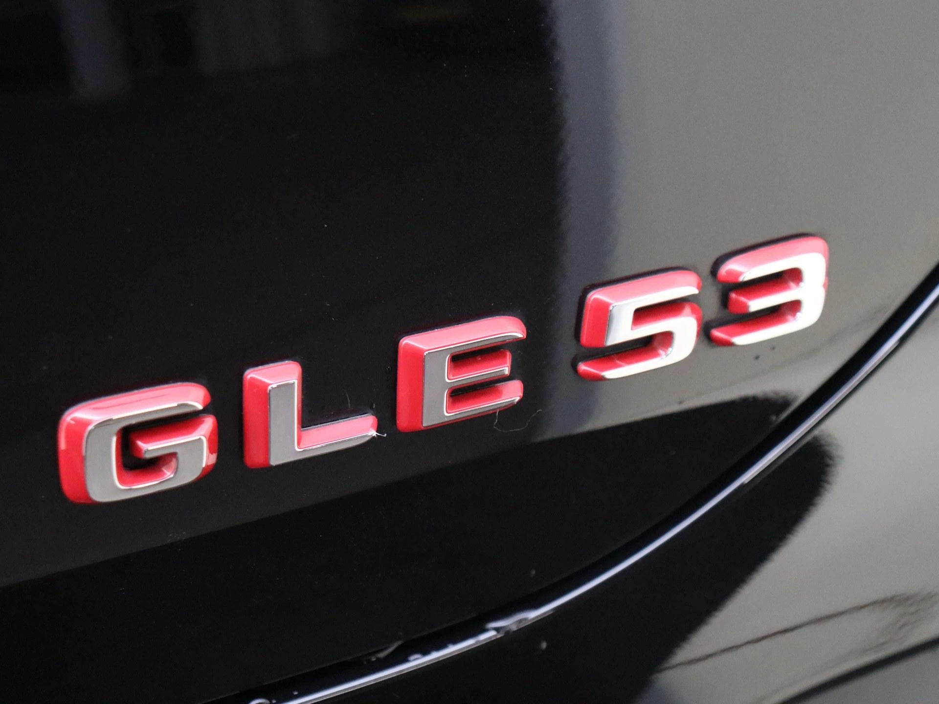 Mercedes-Benz-GLE-image-42