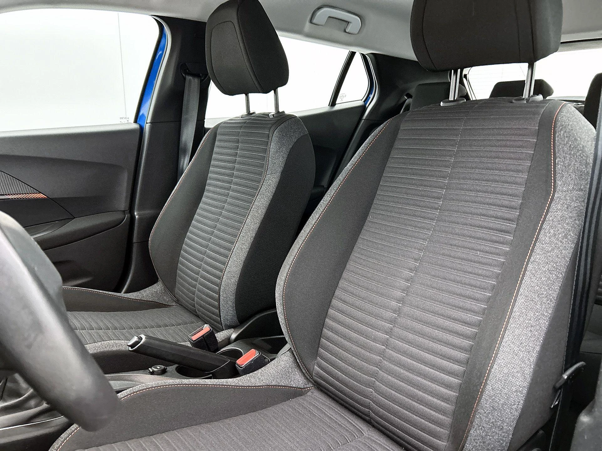 Peugeot-2008-image-28