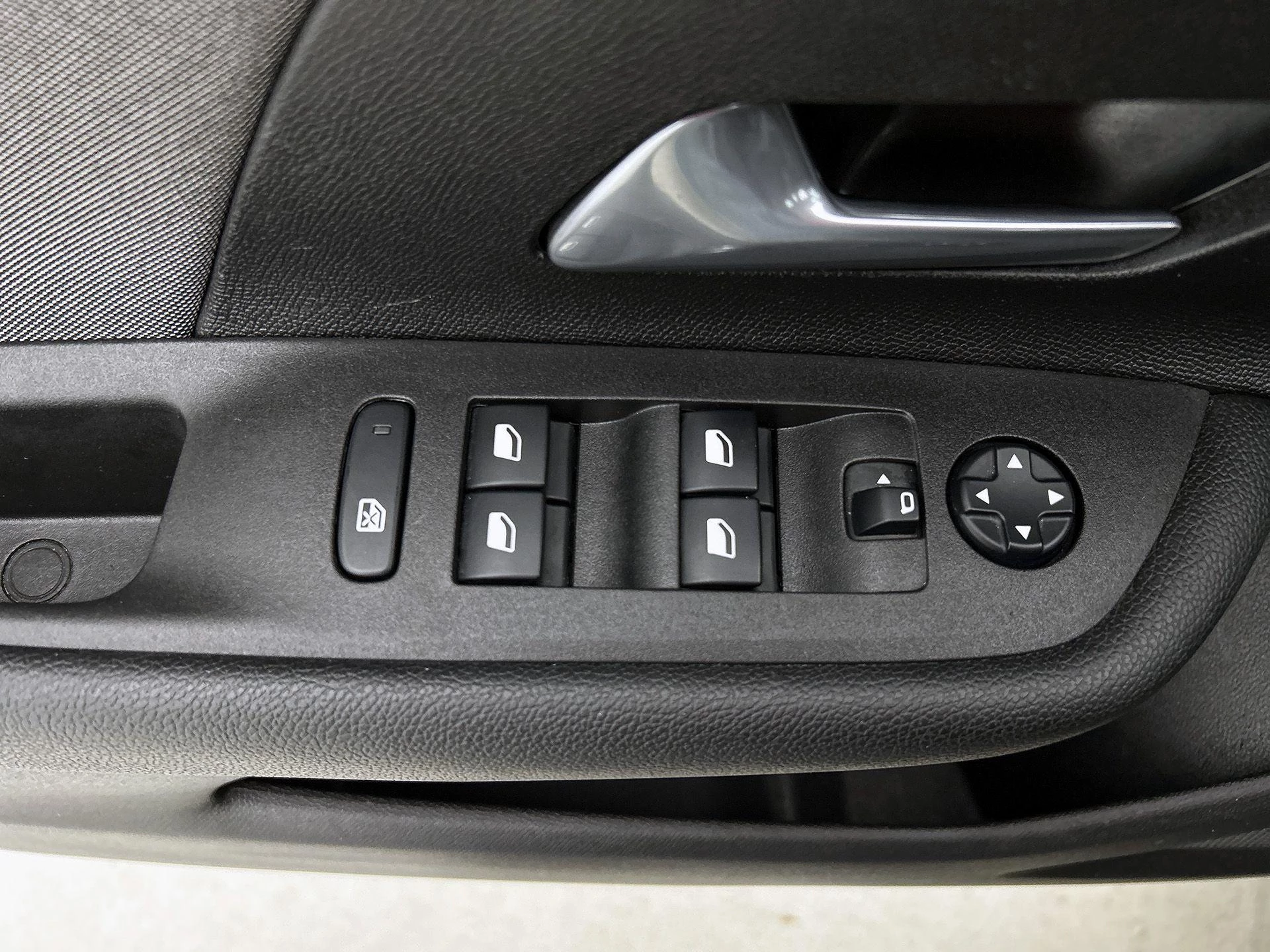 Opel-Mokka-image-23