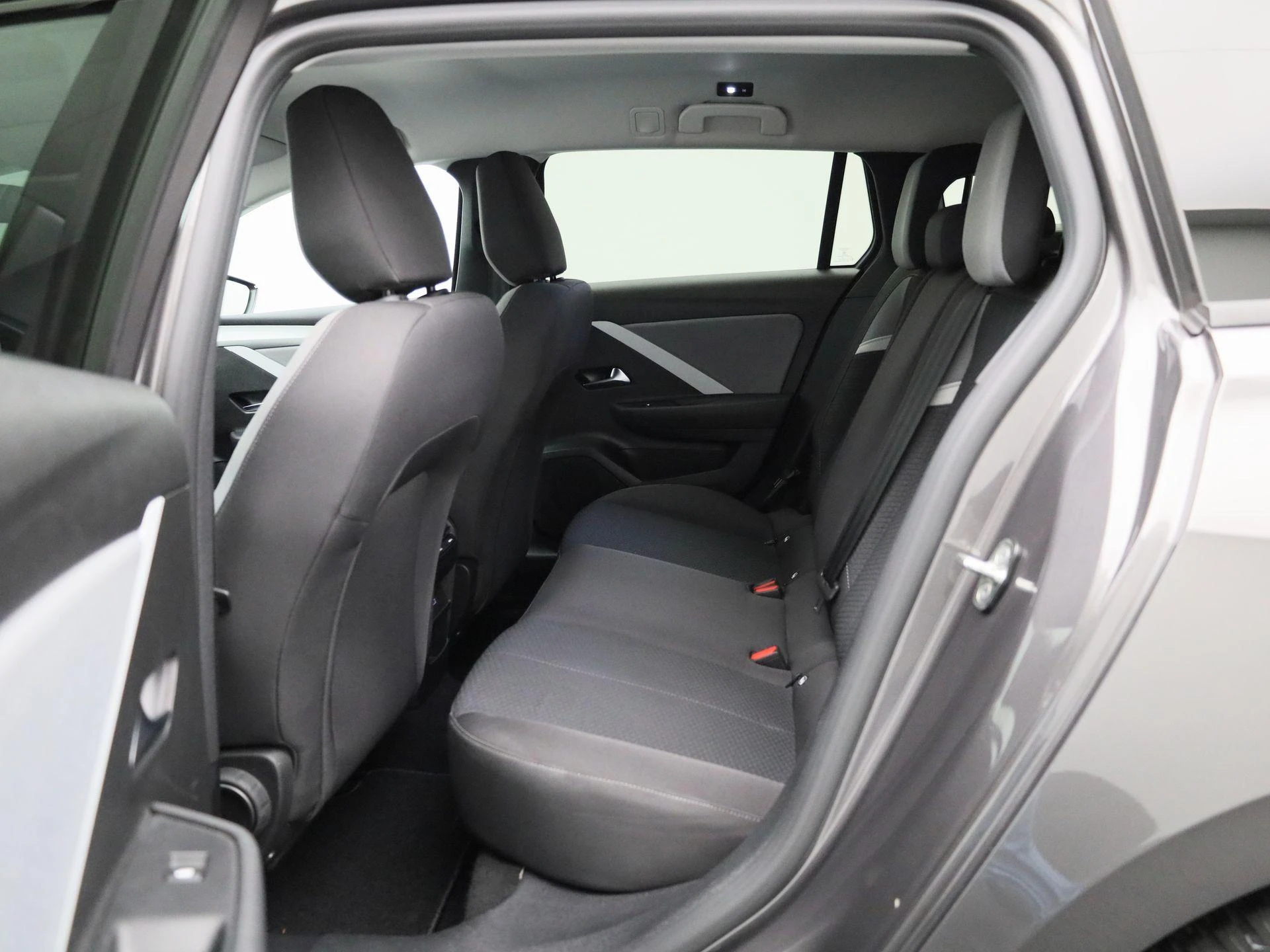 Opel-Astra-image-9
