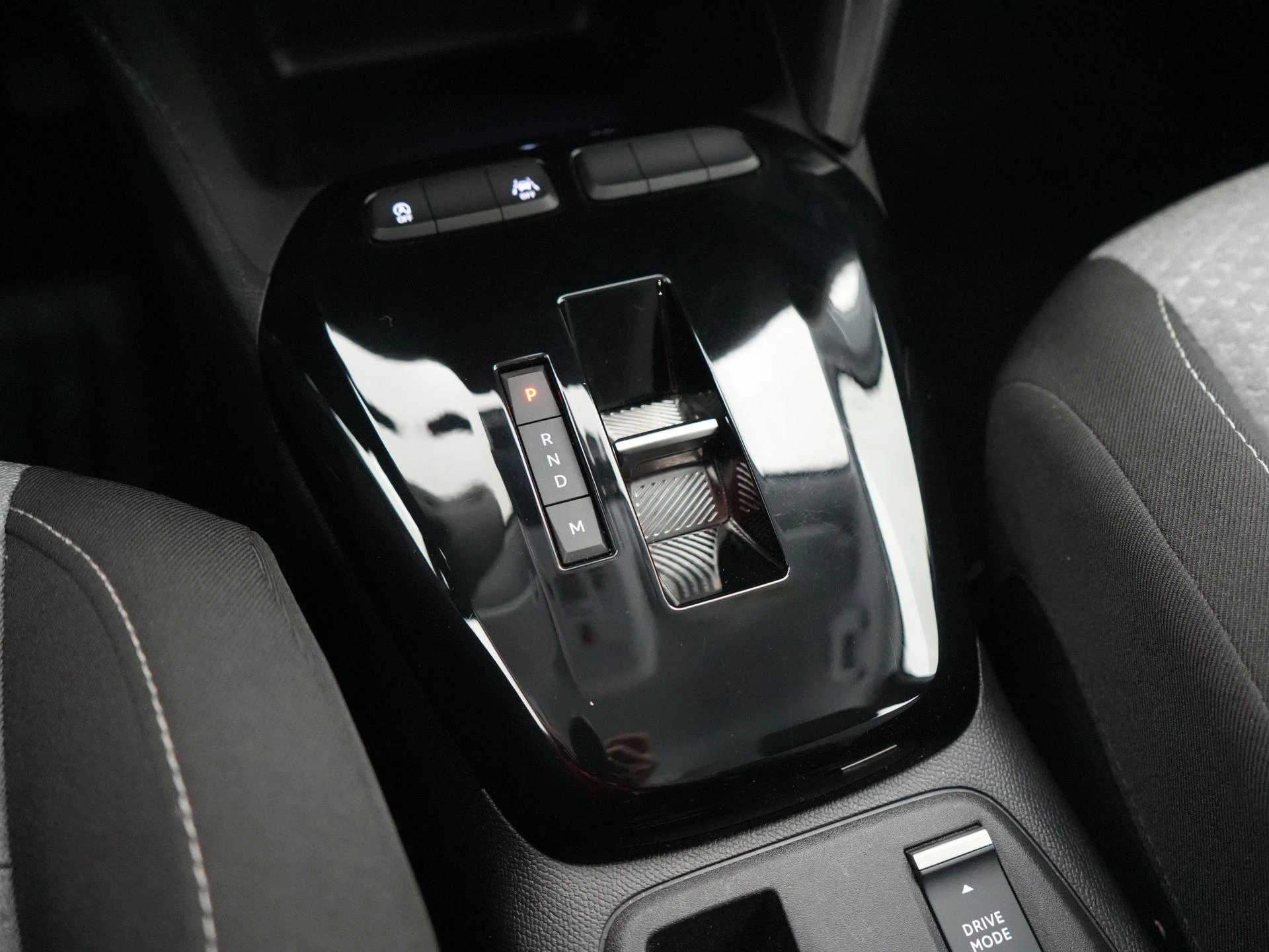 Opel-Corsa-image-9