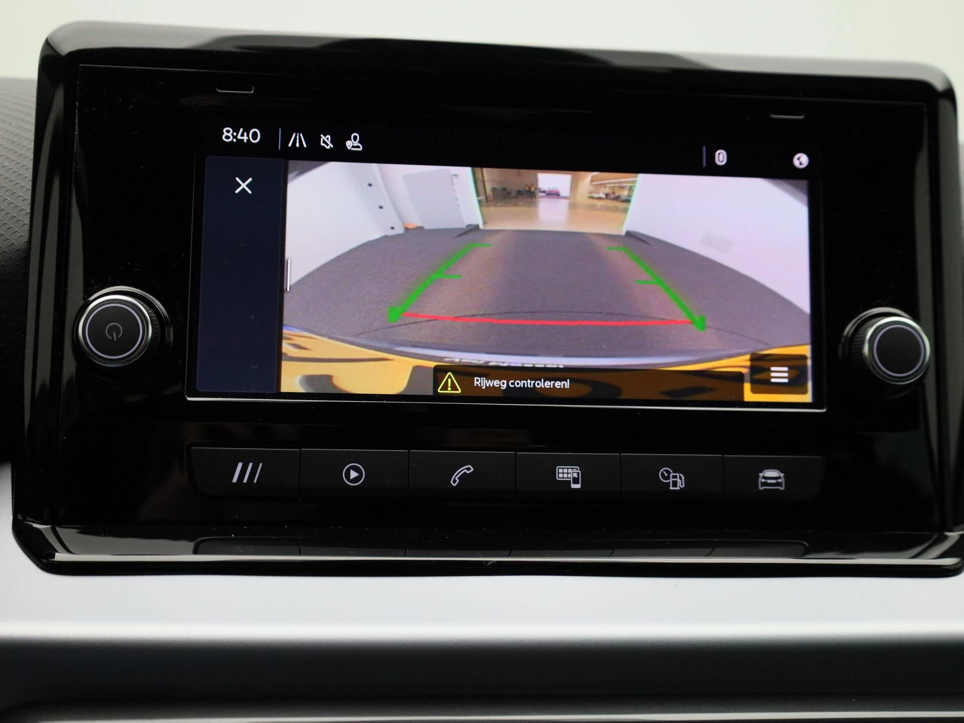 SEAT-Arona-image-24