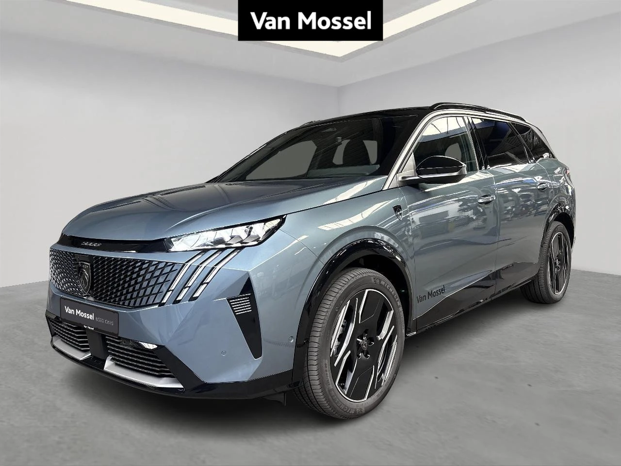 Peugeot-e-5008-image-0