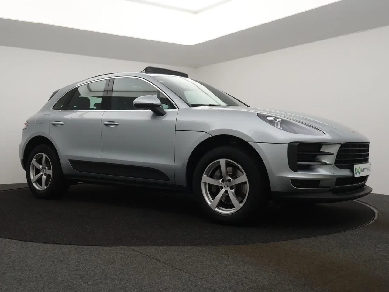 Porsche Macan 2.0 Turbo PDK *NAVI*APP CONNECT*LEDER*ALCANTARA*CAMERA*BLTH*CRUISE*...