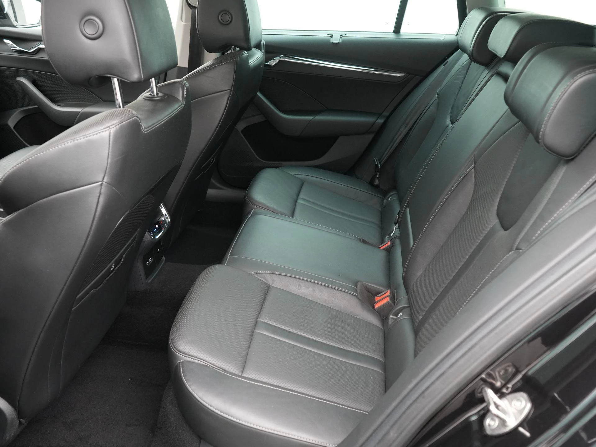 Škoda Octavia Combi 1.4 TSI iV PHEV Business Edition Plus