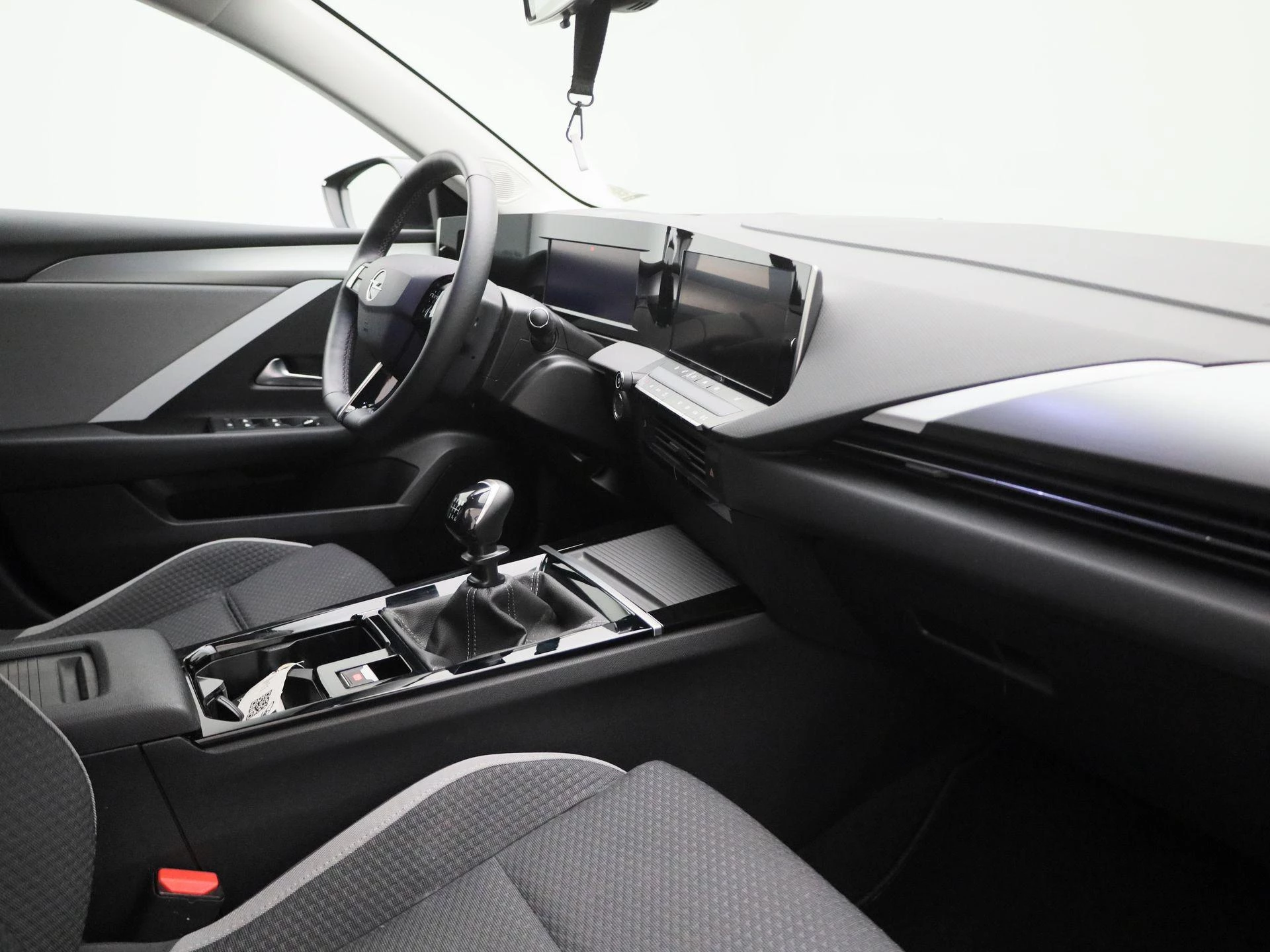 Opel-Astra-image-29