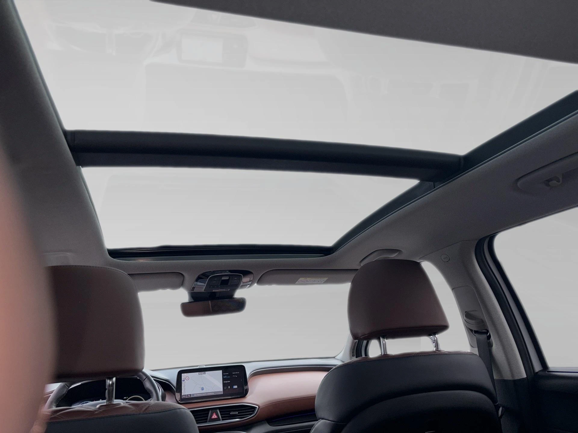 Hyundai-Santa Fe-image-6