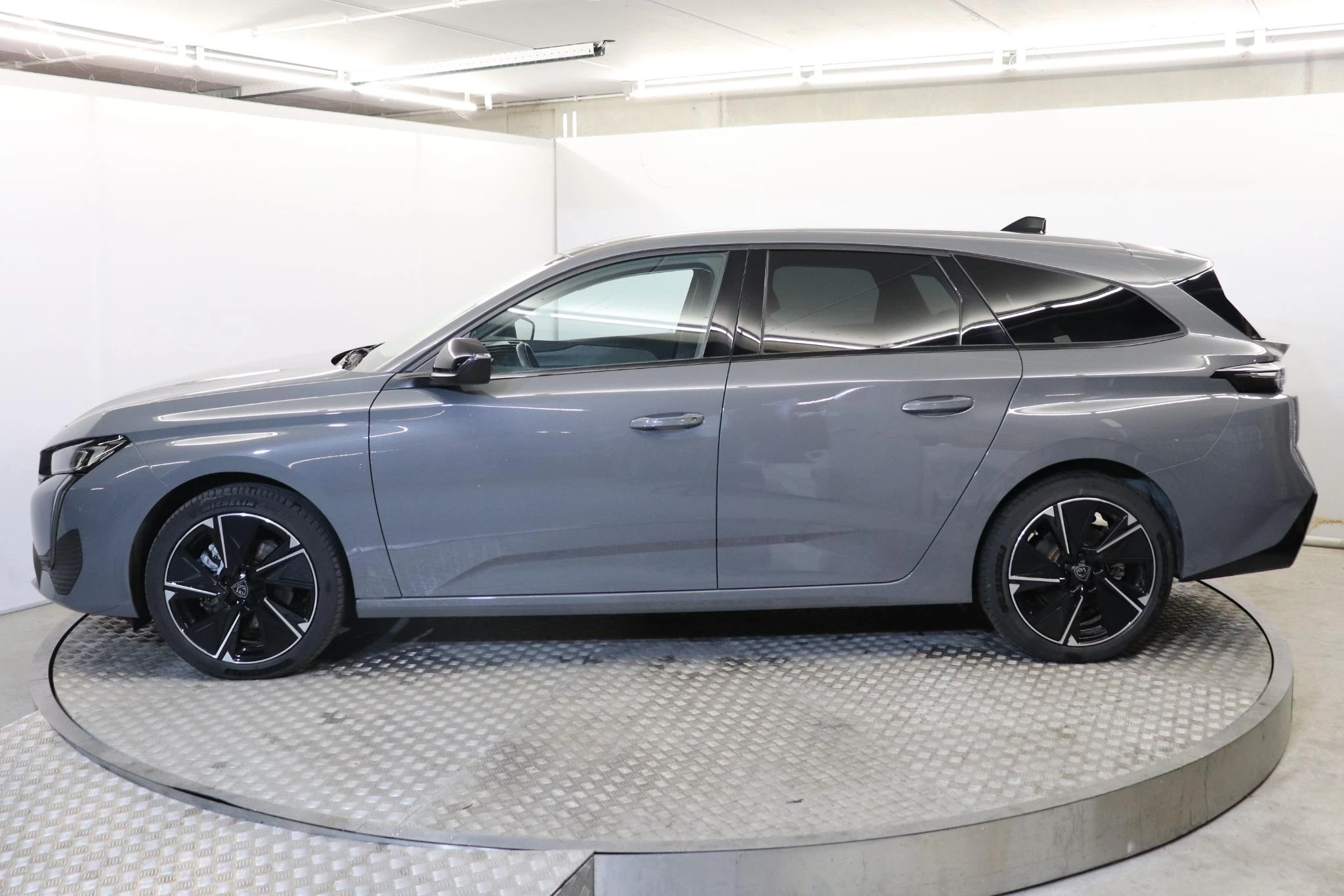 Peugeot e-308 e-308 156 Allure