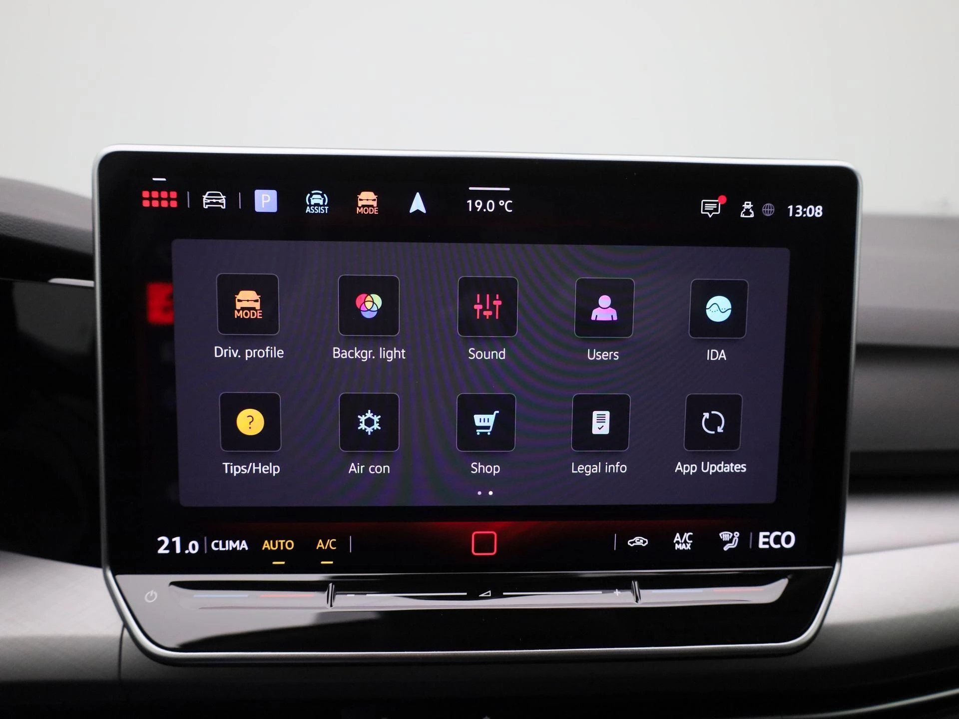 Volkswagen-Golf-image-18