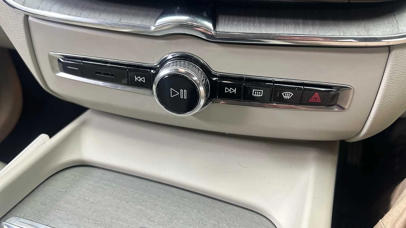Volvo-XC60-image-27
