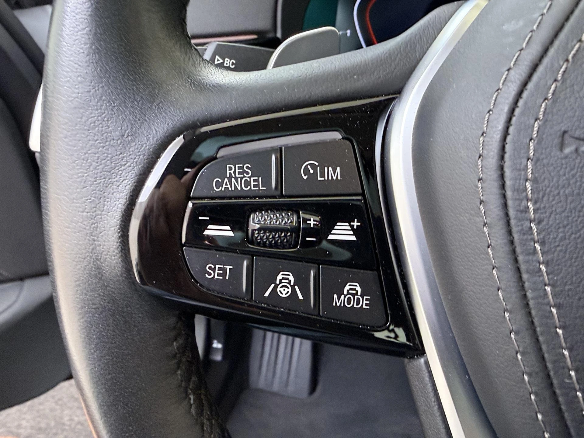 BMW-5 Serie-image-11