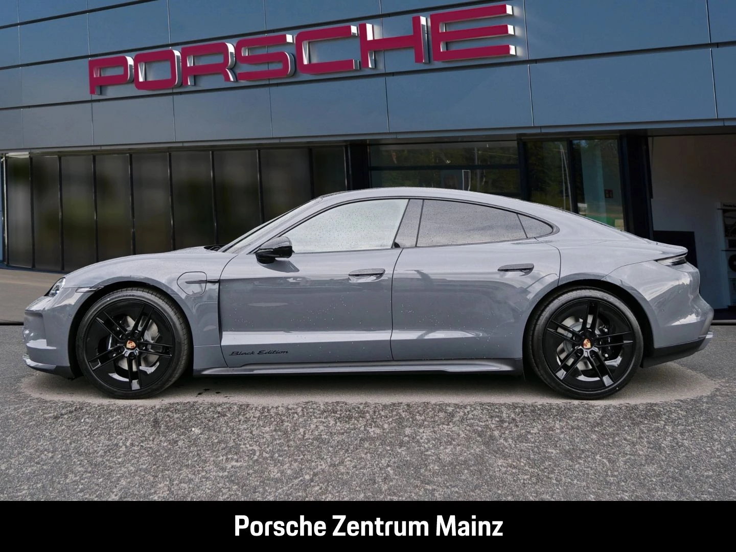 Porsche-Taycan-image-6
