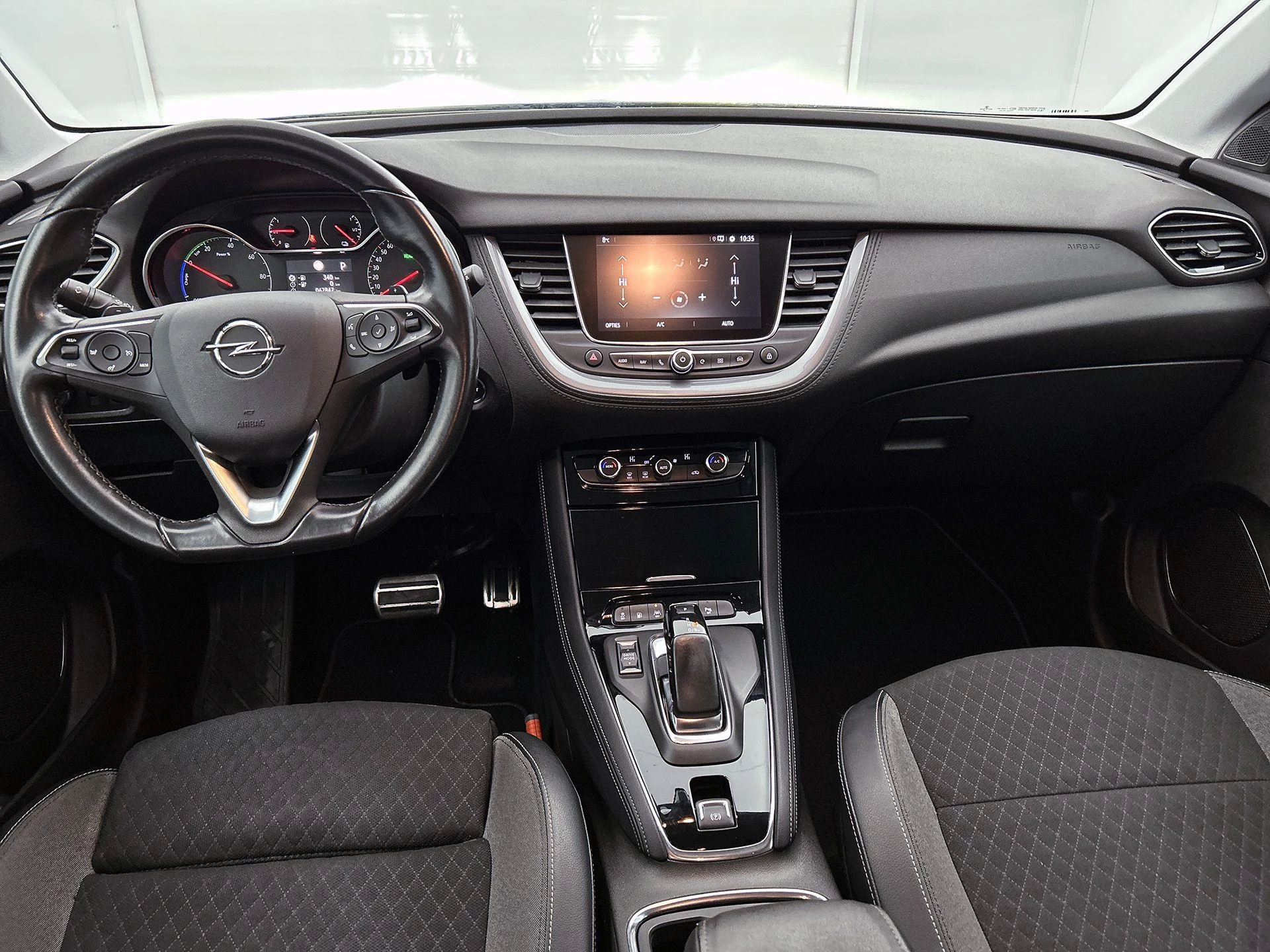 Opel-Grandland X-image-18