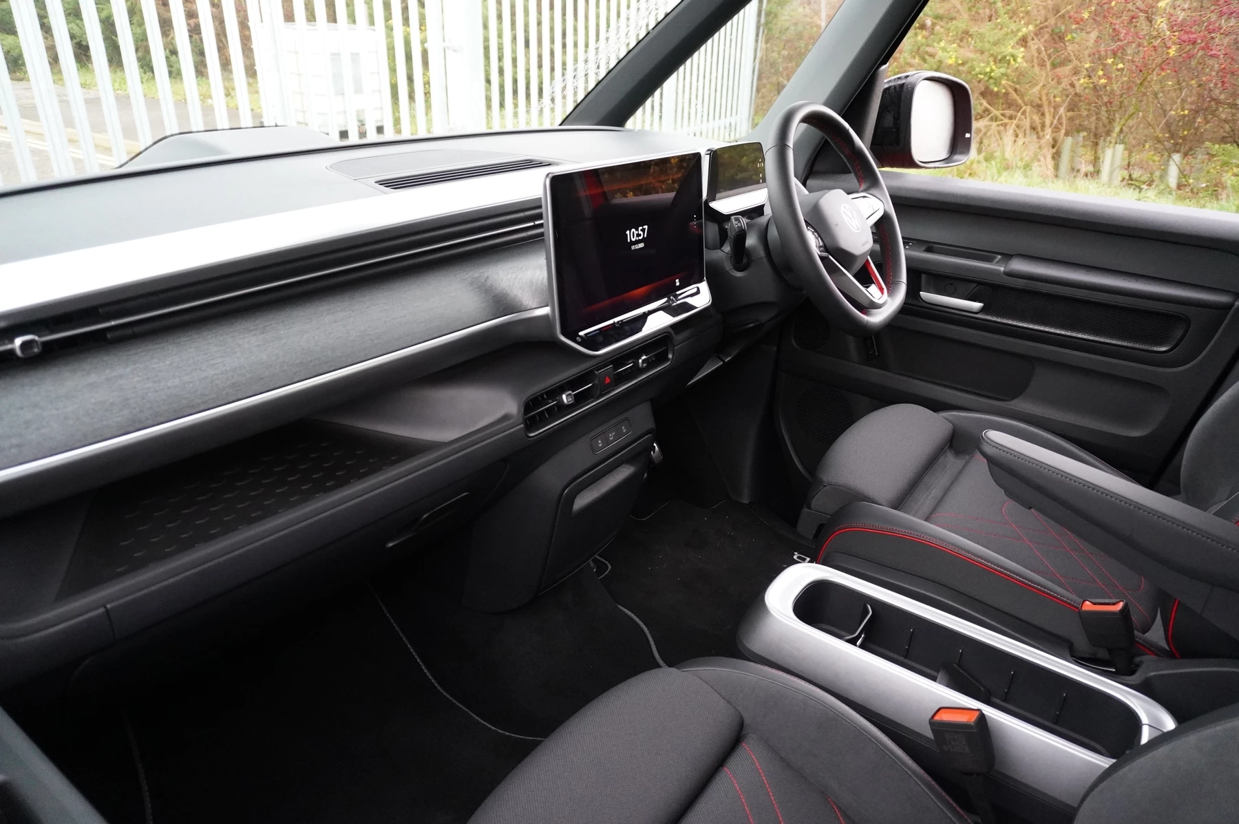 Volkswagen-ID. Buzz-image-1