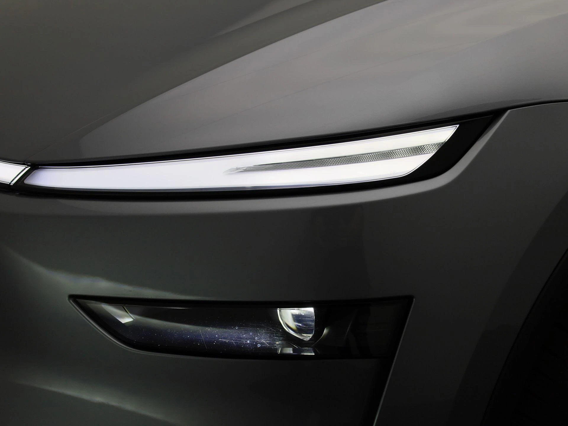 Tesla-Model Y-image-17
