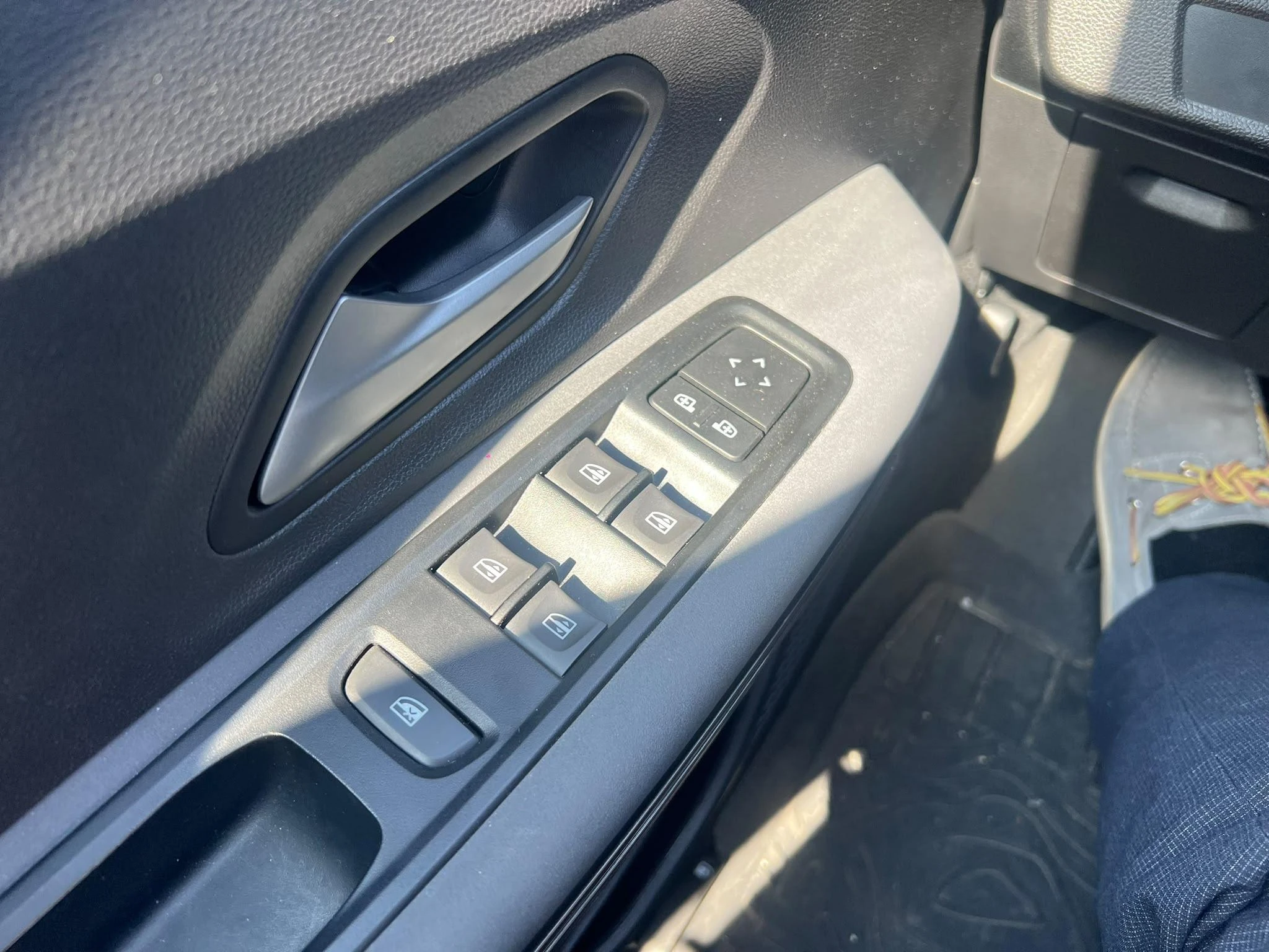 Dacia-Sandero Stepway-image-11
