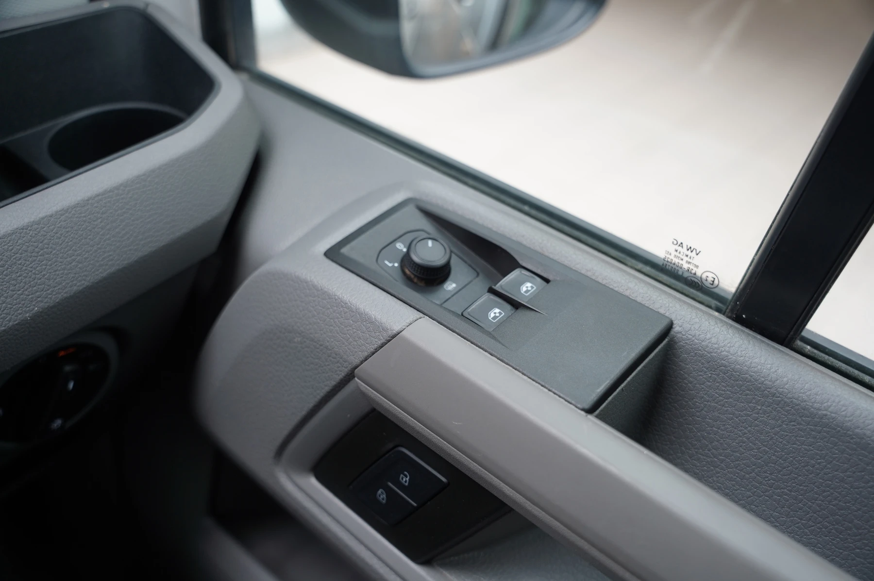 Volkswagen-Crafter-image-19