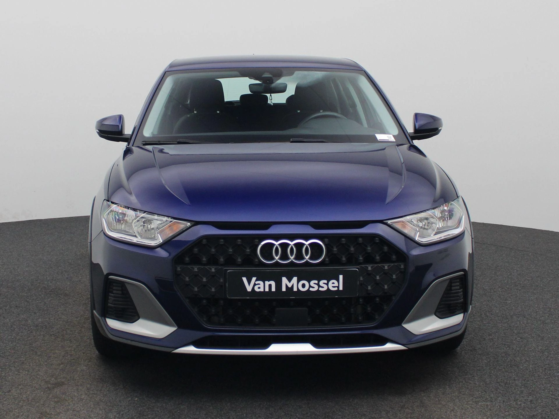Audi-A1 Sportback-image-2