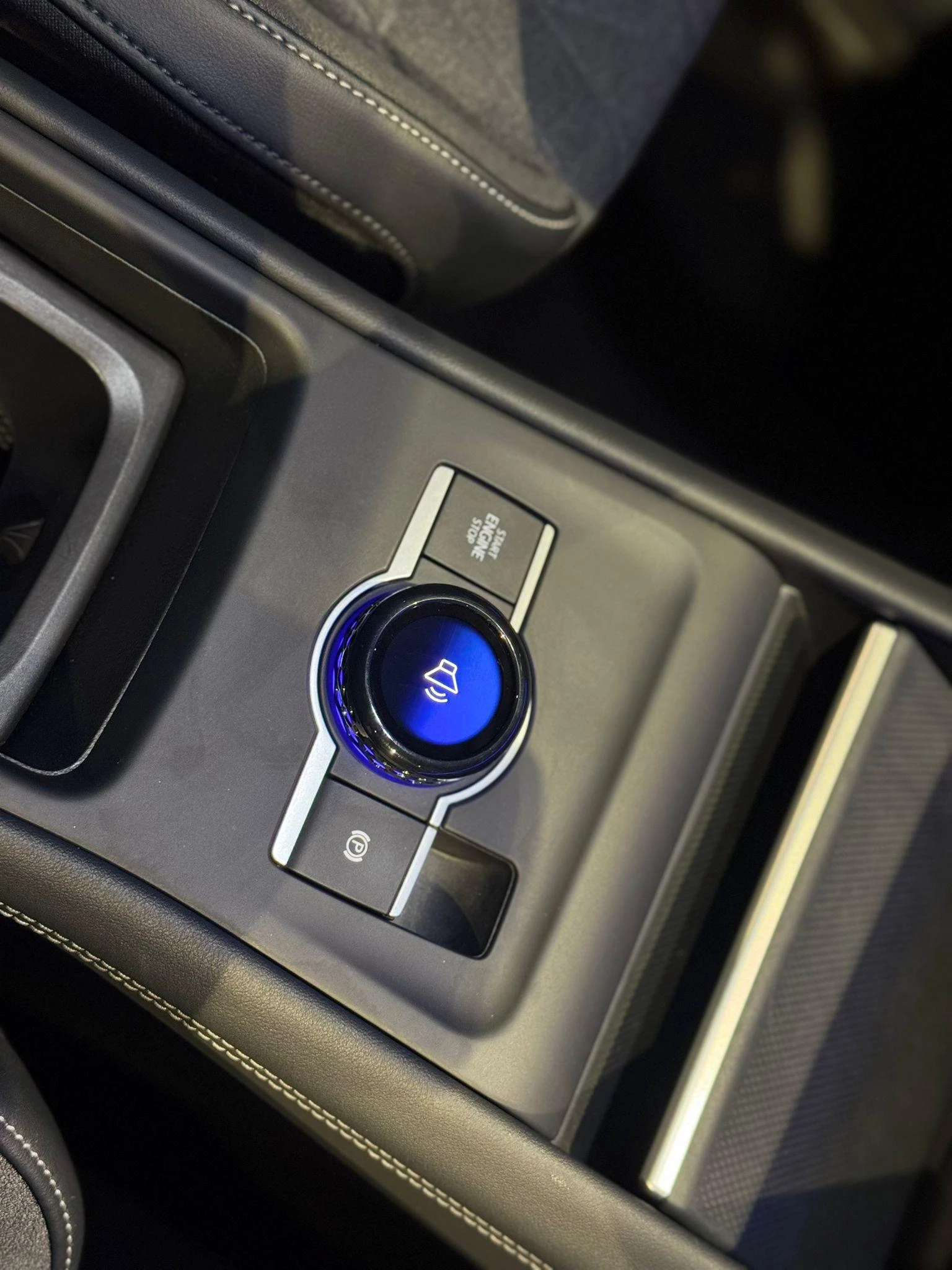 Volkswagen-Tiguan-image-15