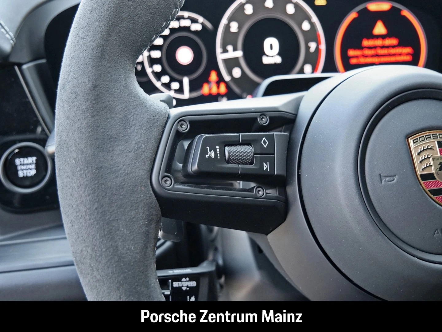 Porsche-Cayenne-image-17