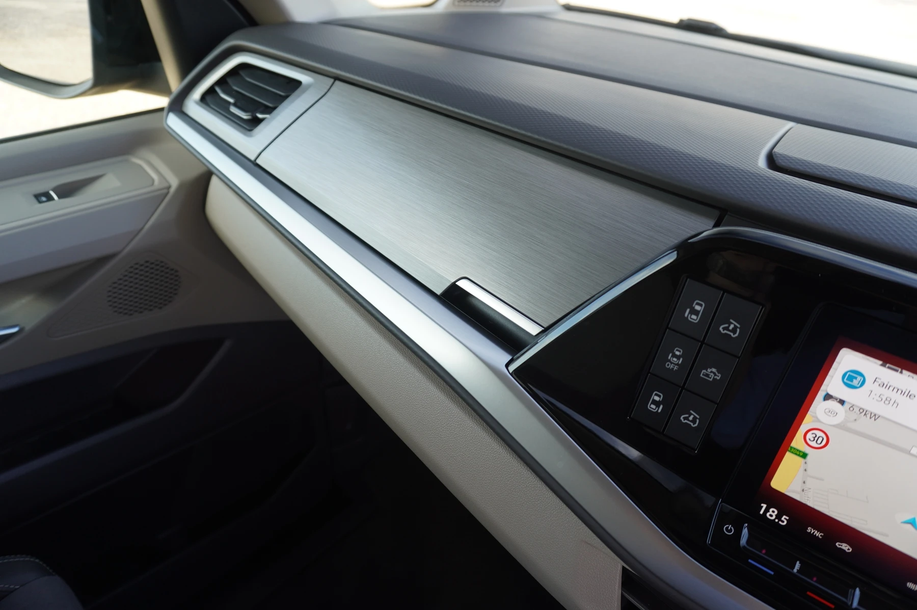 Volkswagen-California-image-69