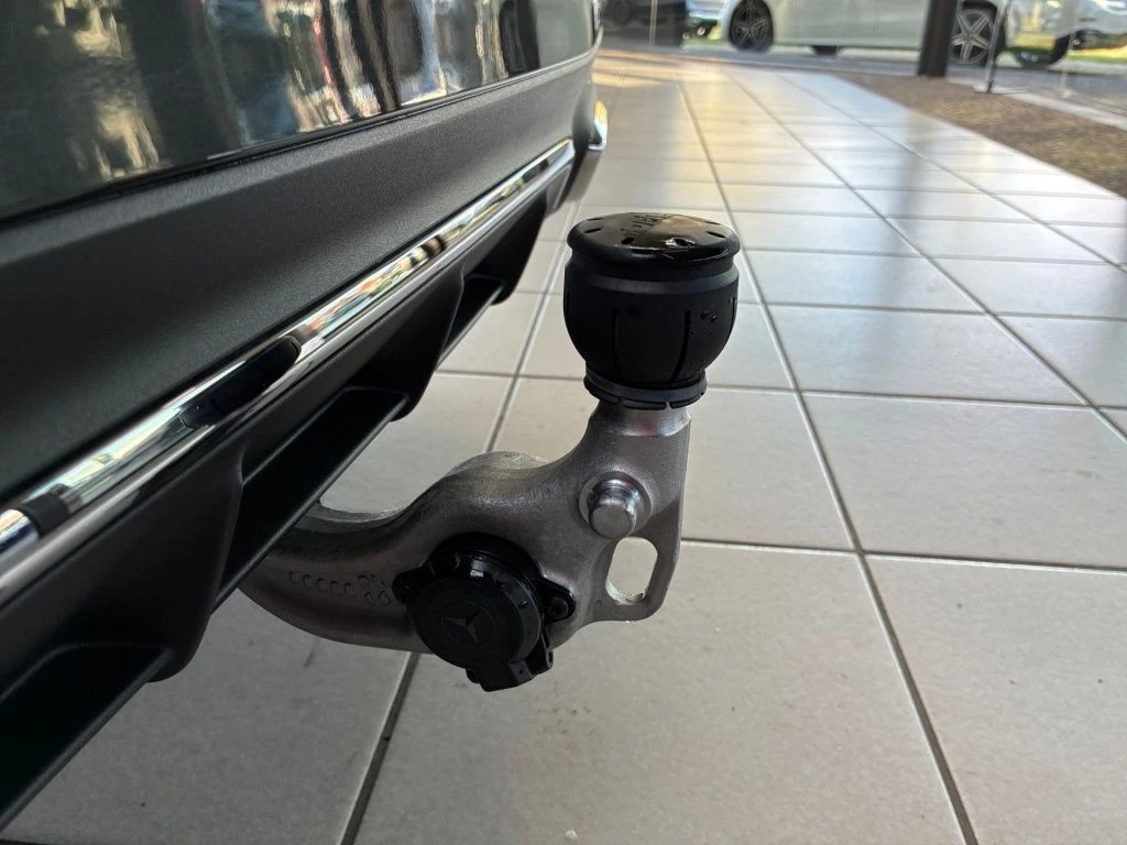Mercedes-Benz-E-Klasse 220 d-image-18