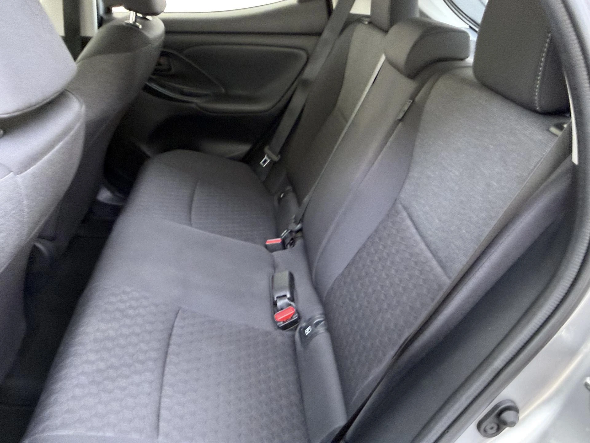Mazda-2 Hybrid-image-15