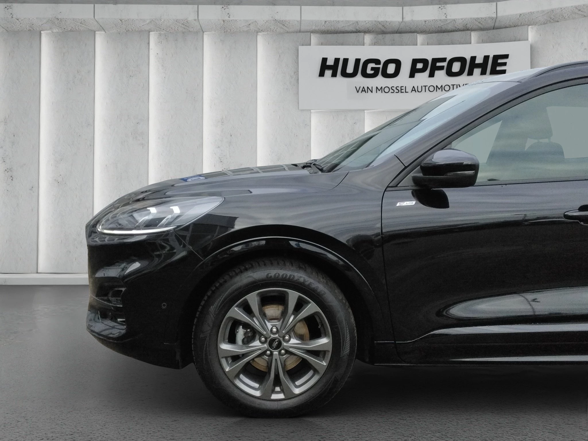 Ford Kuga ST-Line X*PANO*AHK*KAM*ACC*NAVI*SOUND-SYS.
