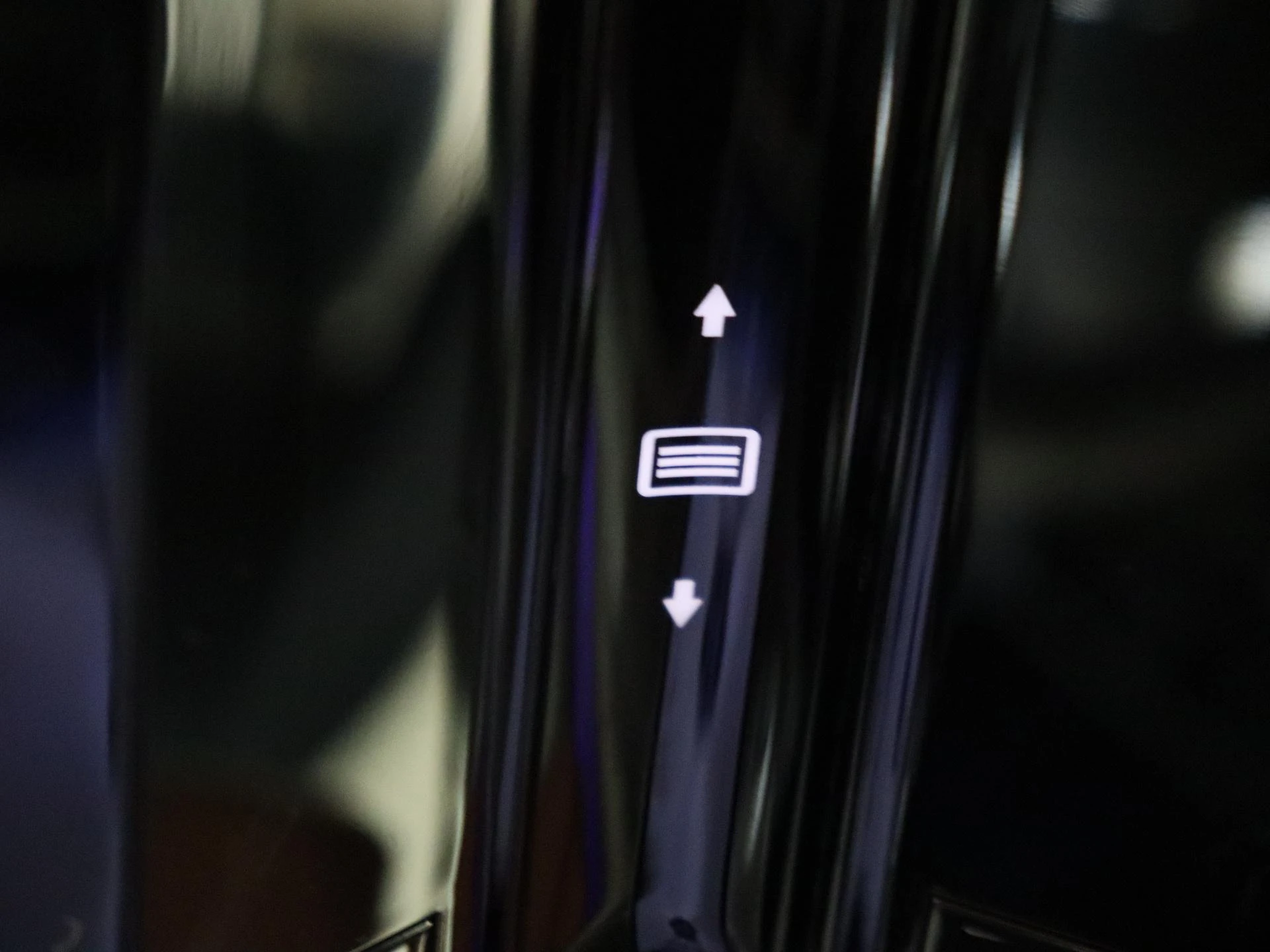 Mercedes-Benz-GLC-image-23