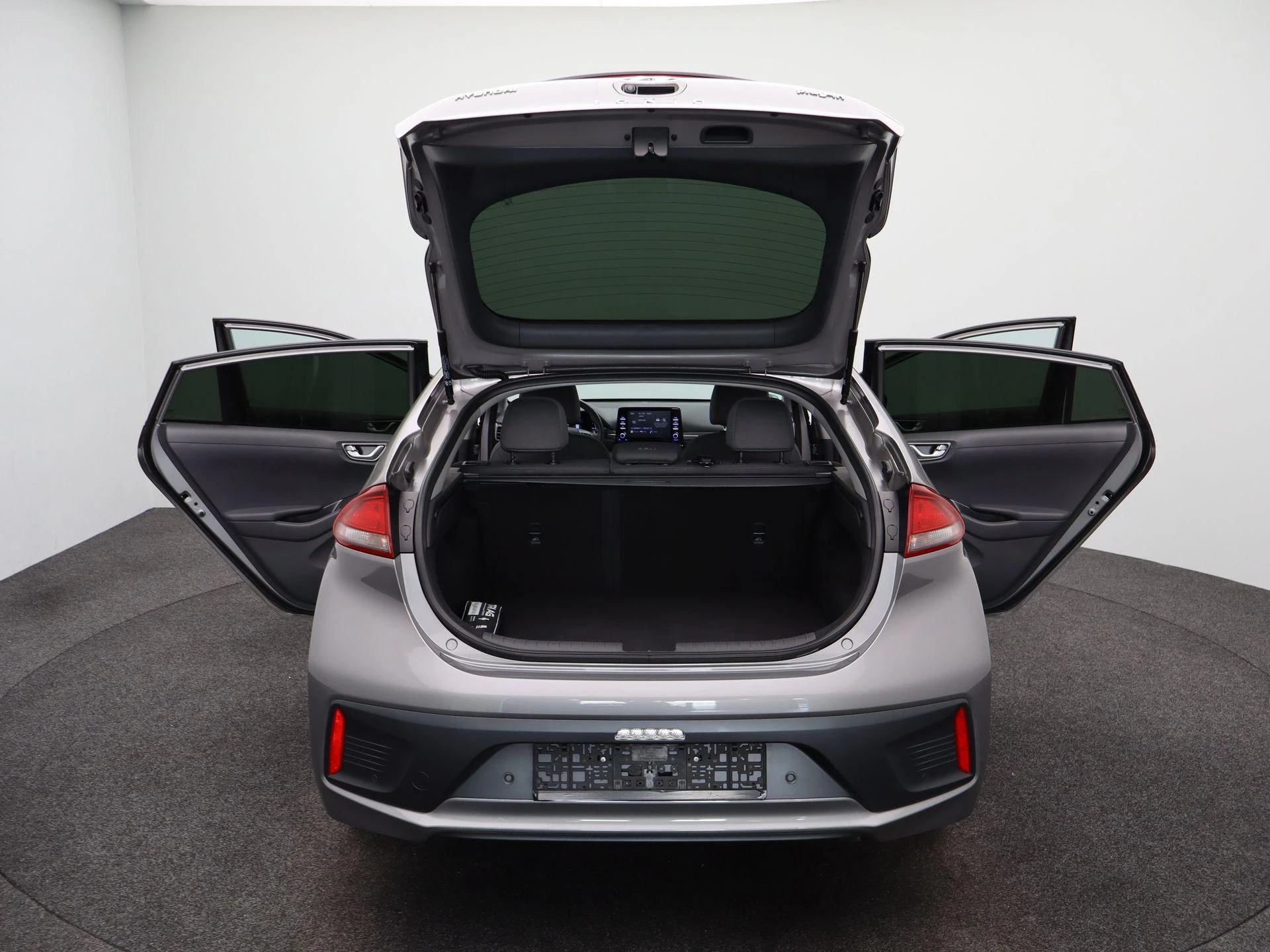 Hyundai-IONIQ-image-13
