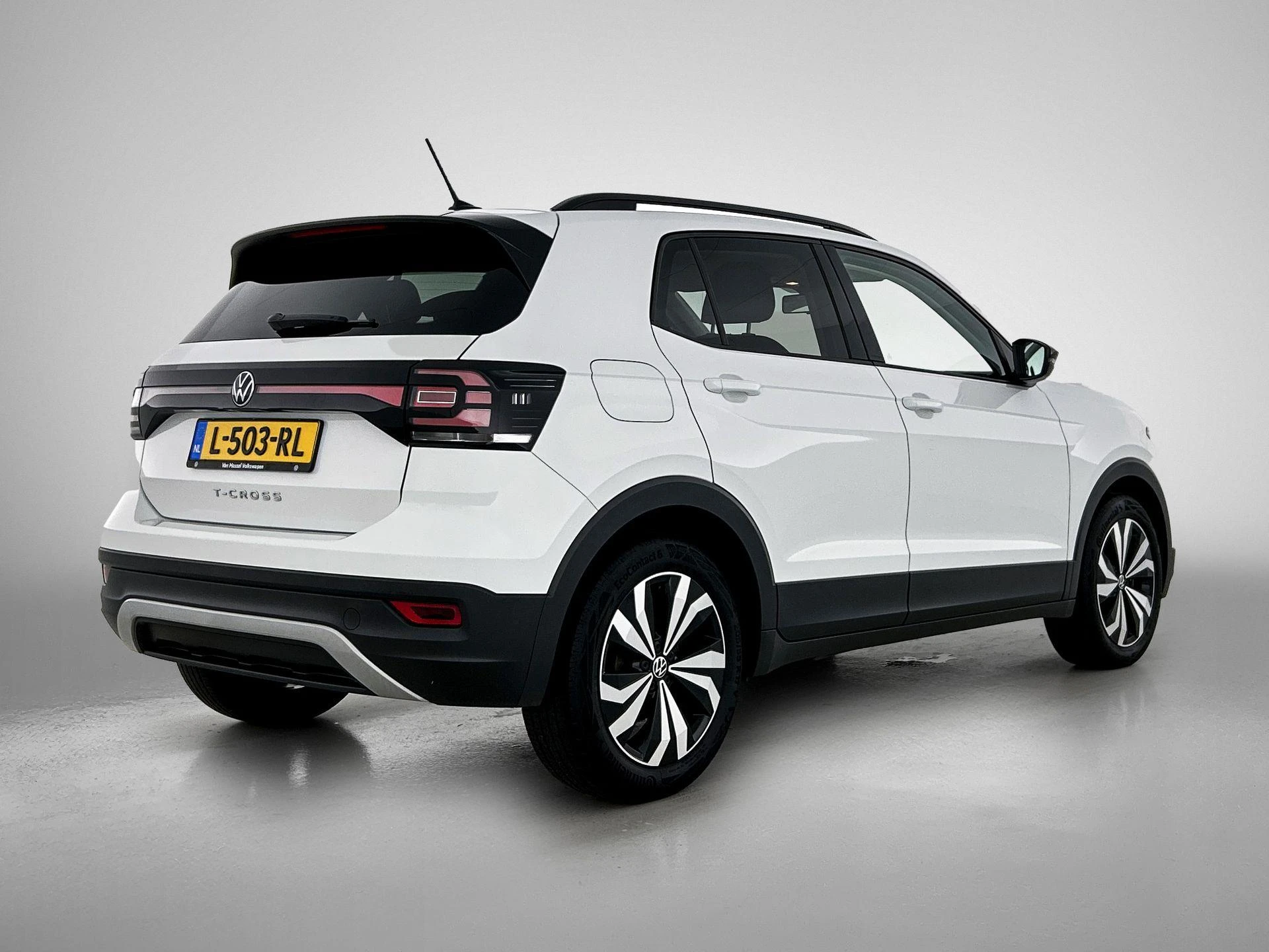 Volkswagen-T-Cross-image-3