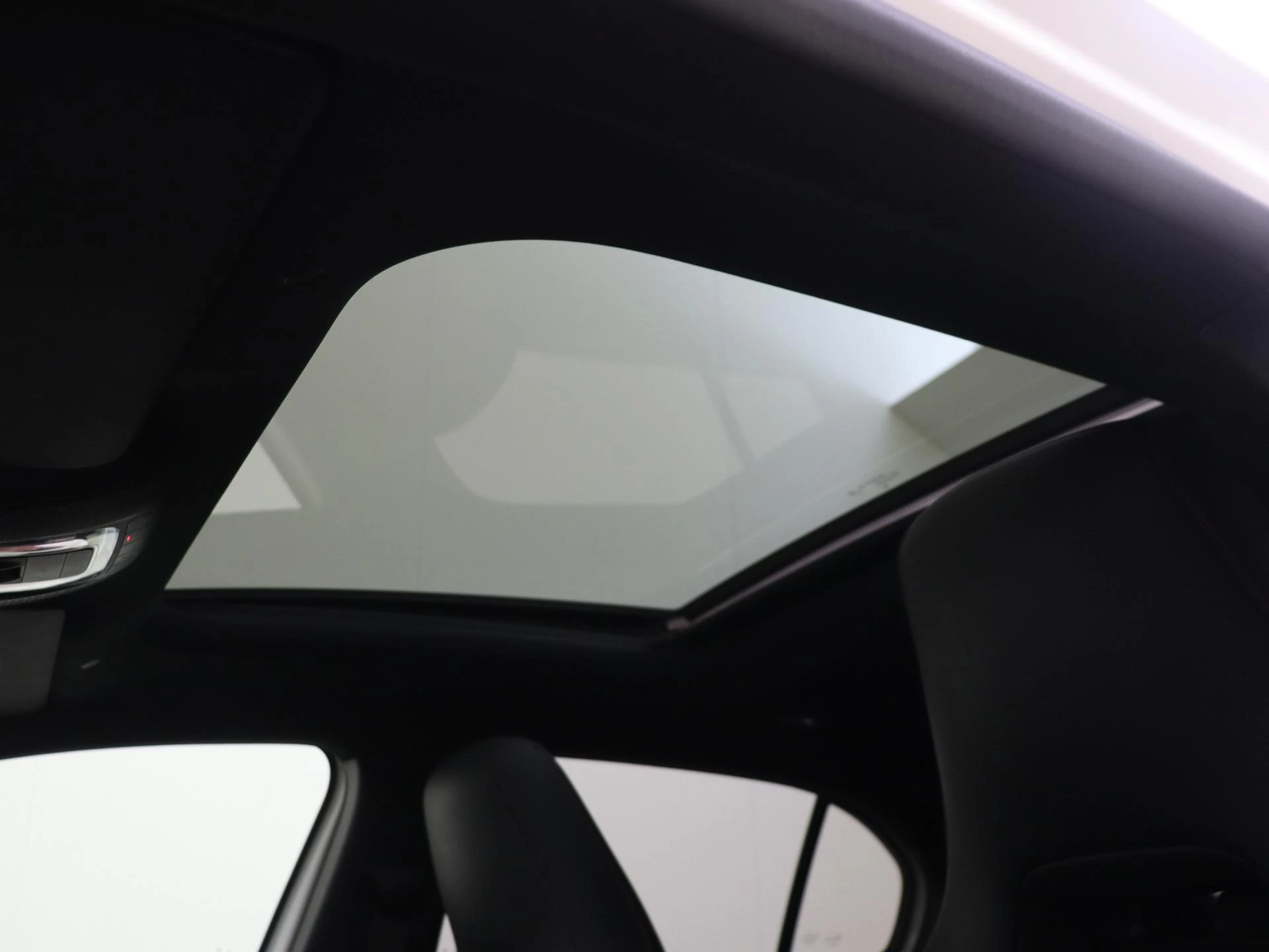 Mercedes-Benz-A-Klasse-image-27
