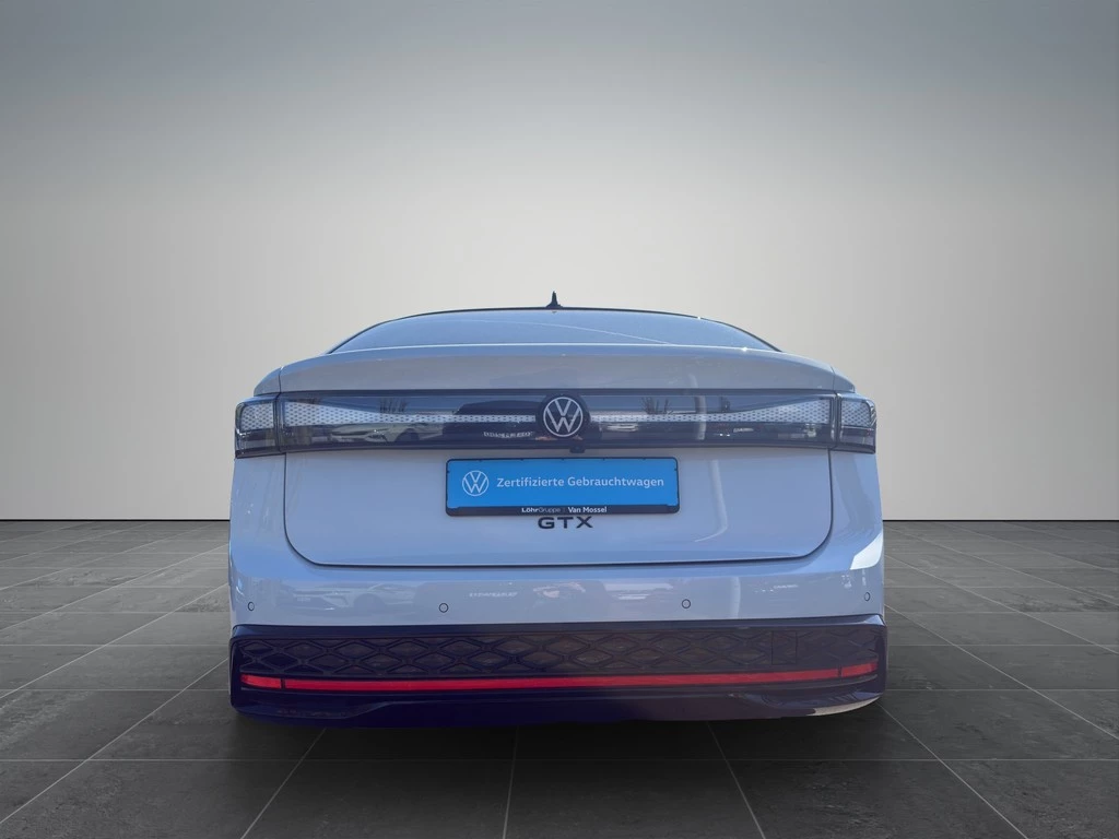Volkswagen-ID.7-image-2