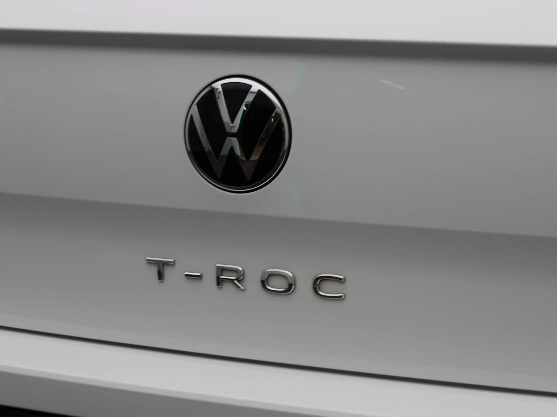 Volkswagen-T-Roc-image-35