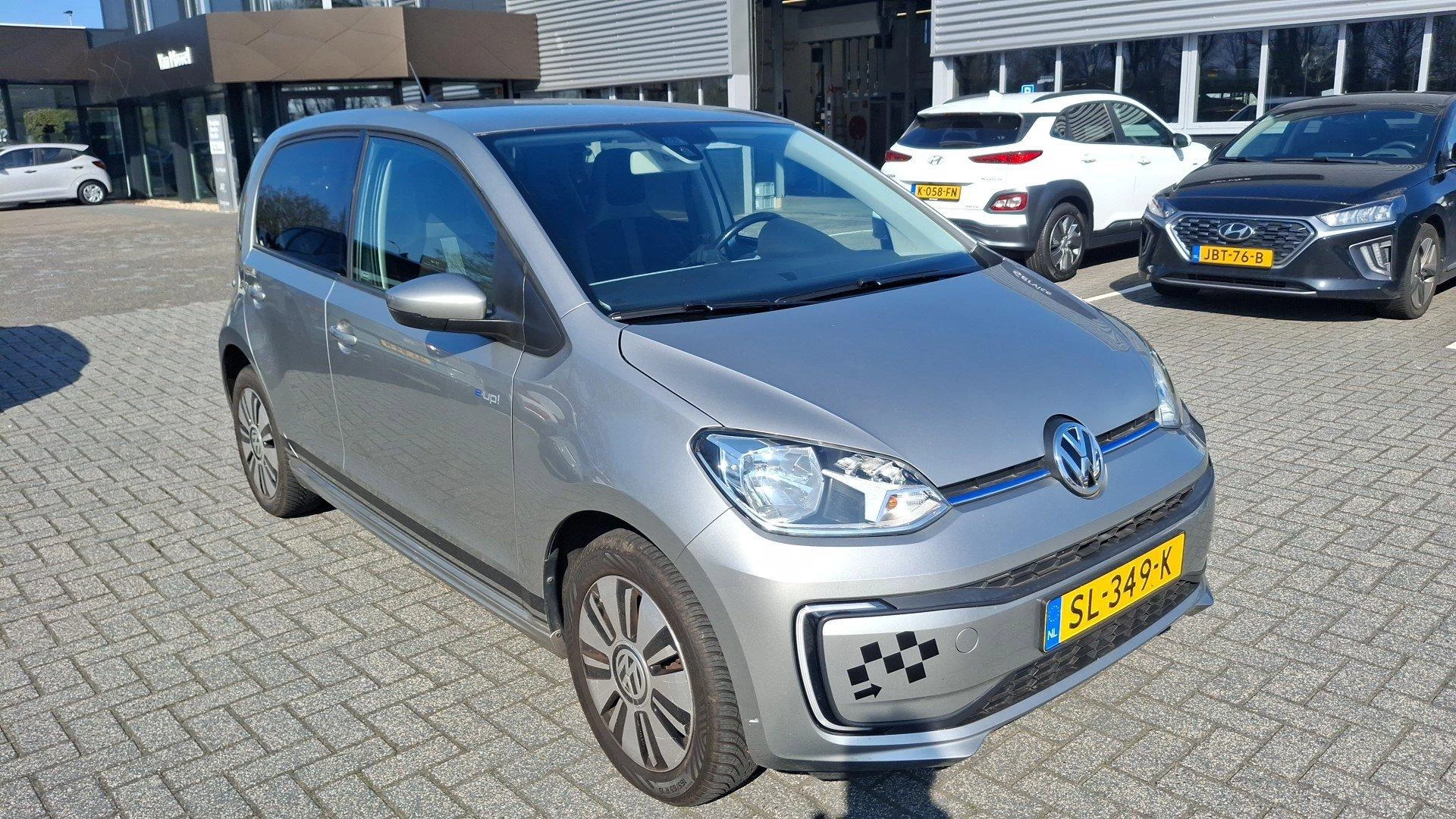 Volkswagen e-up! e-up! | 82 PK |