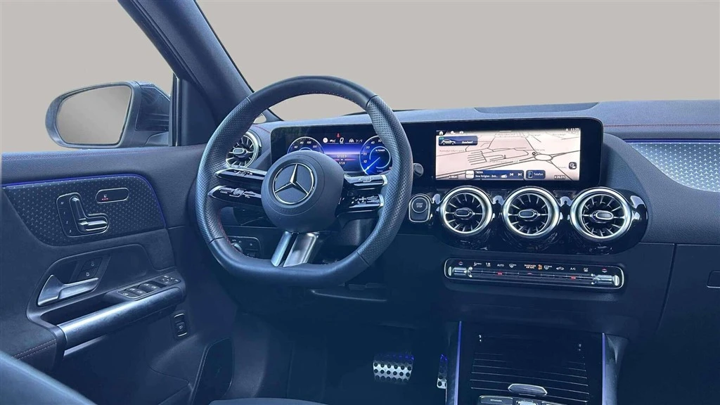Mercedes-Benz-EQA-image-13