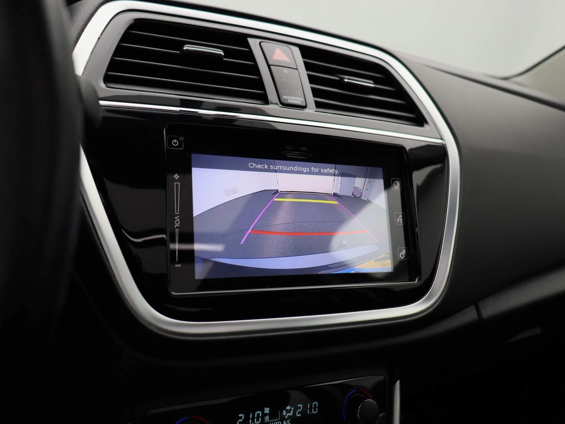 Suzuki-S-Cross-image-28