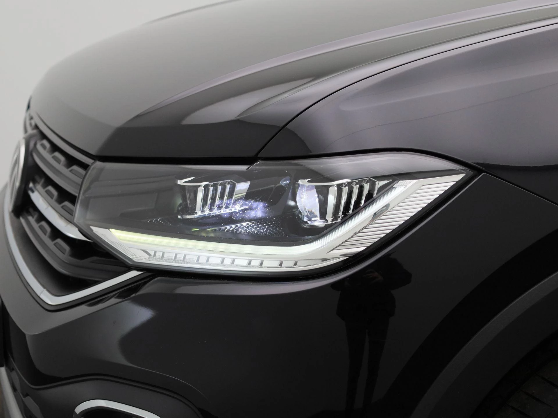 Volkswagen-T-Cross-image-11