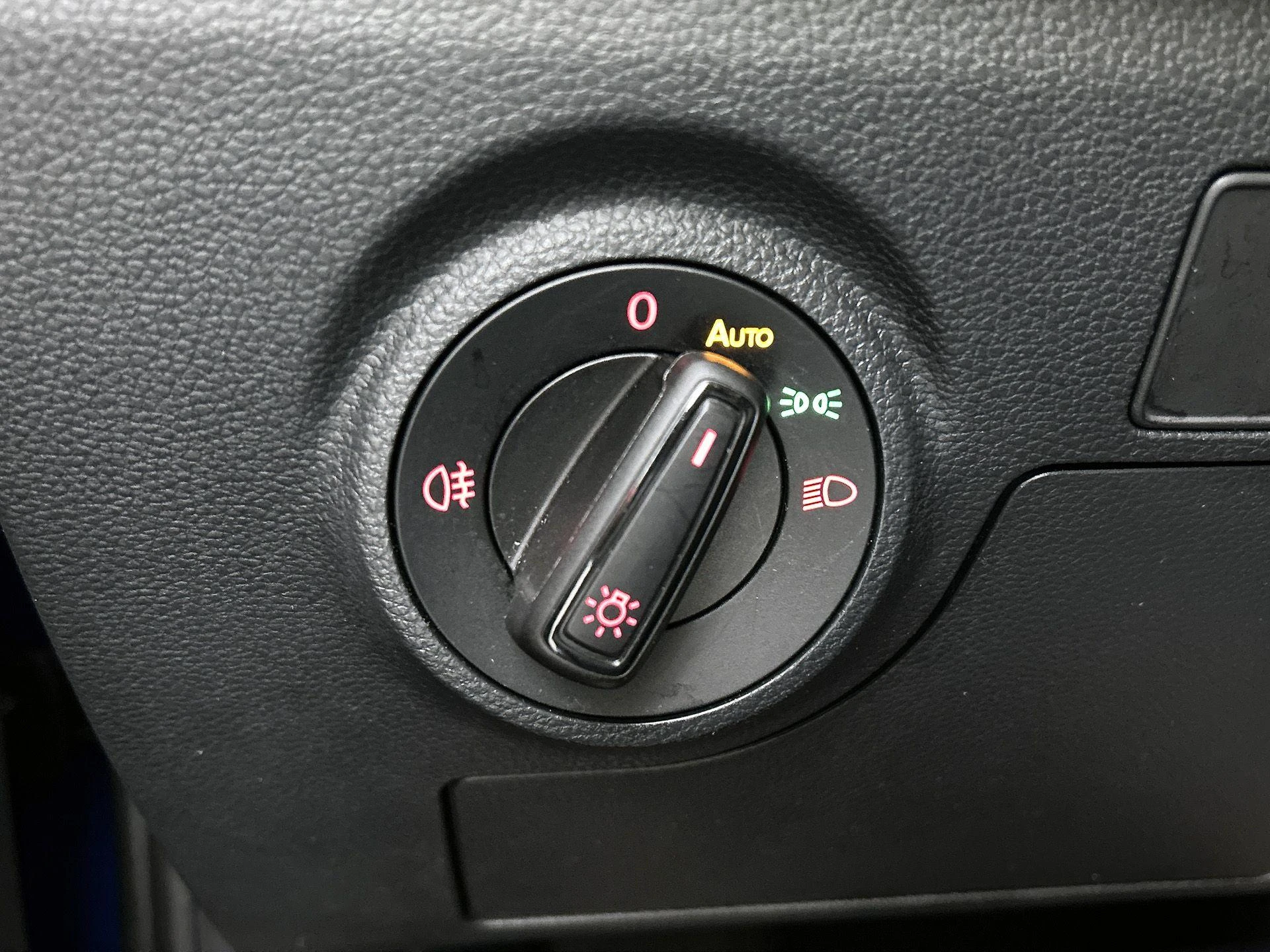 SEAT-Arona-image-27