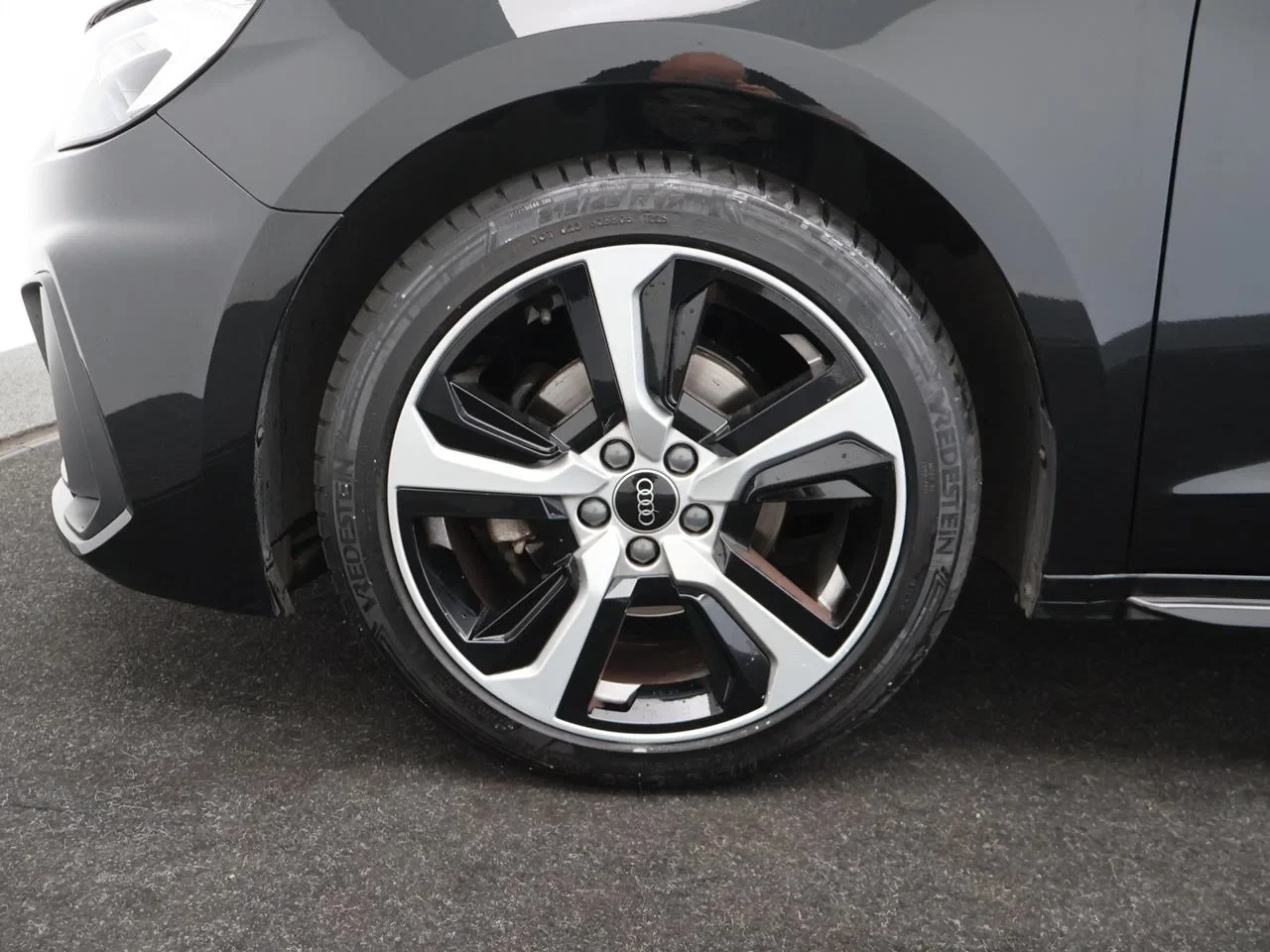 Audi-A1 Sportback-image-7