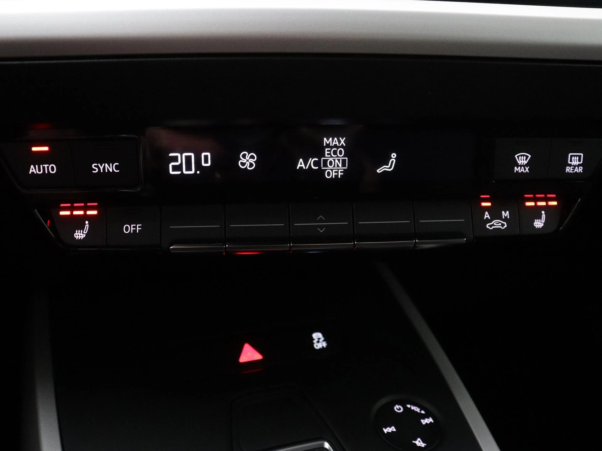 Audi-Q4 e-tron-image-12