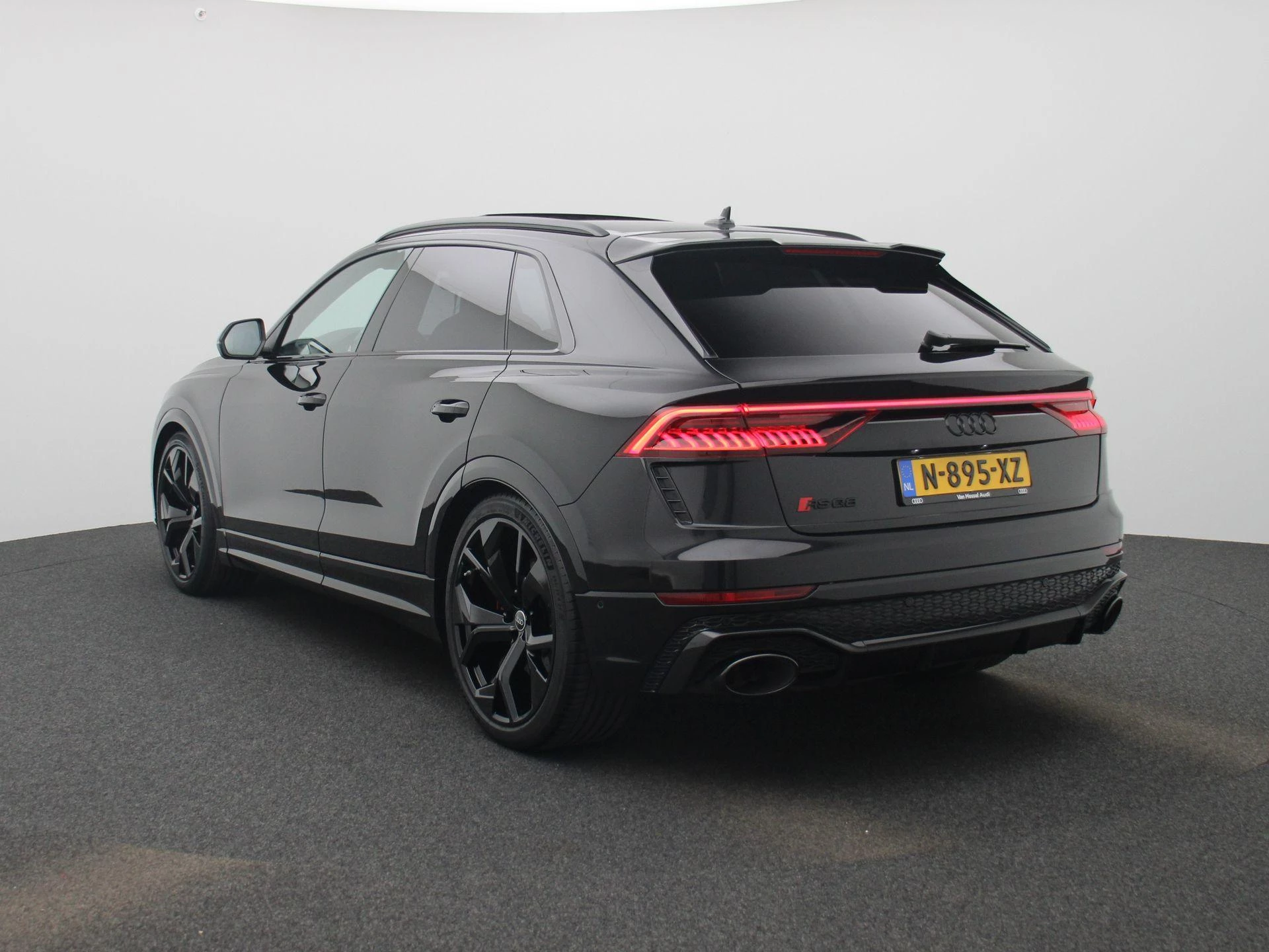 Audi-Q8-image-1
