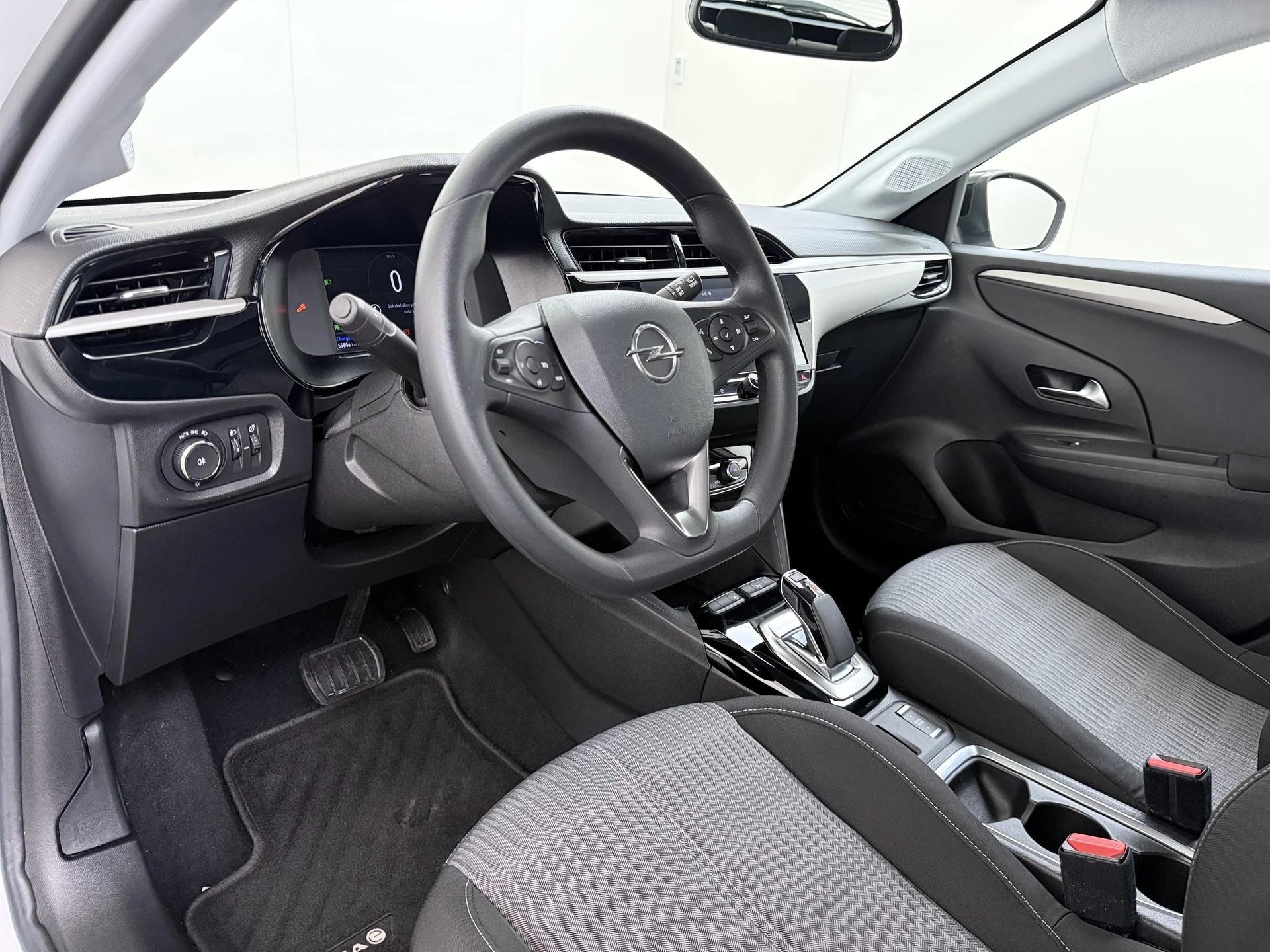 Opel-Corsa-e-image-13