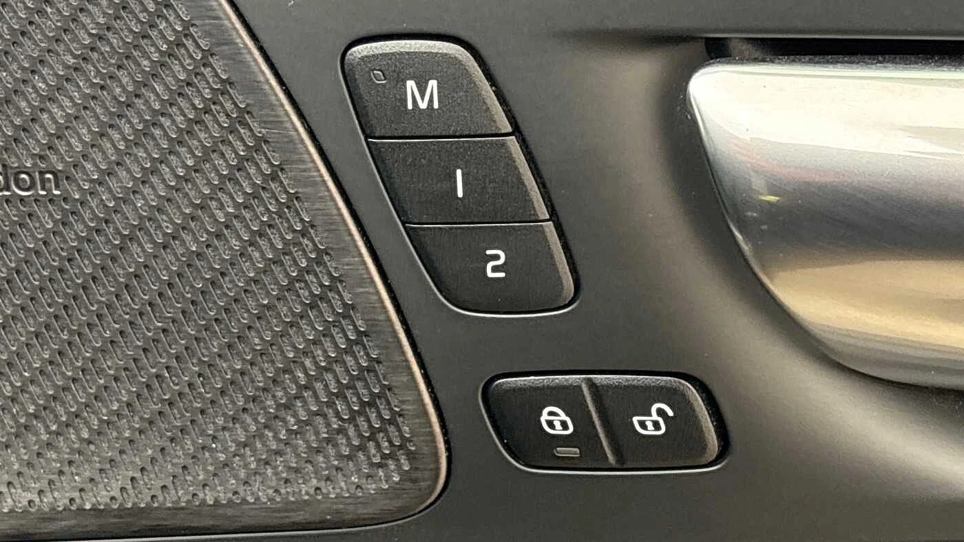 Volvo-XC60-image-25