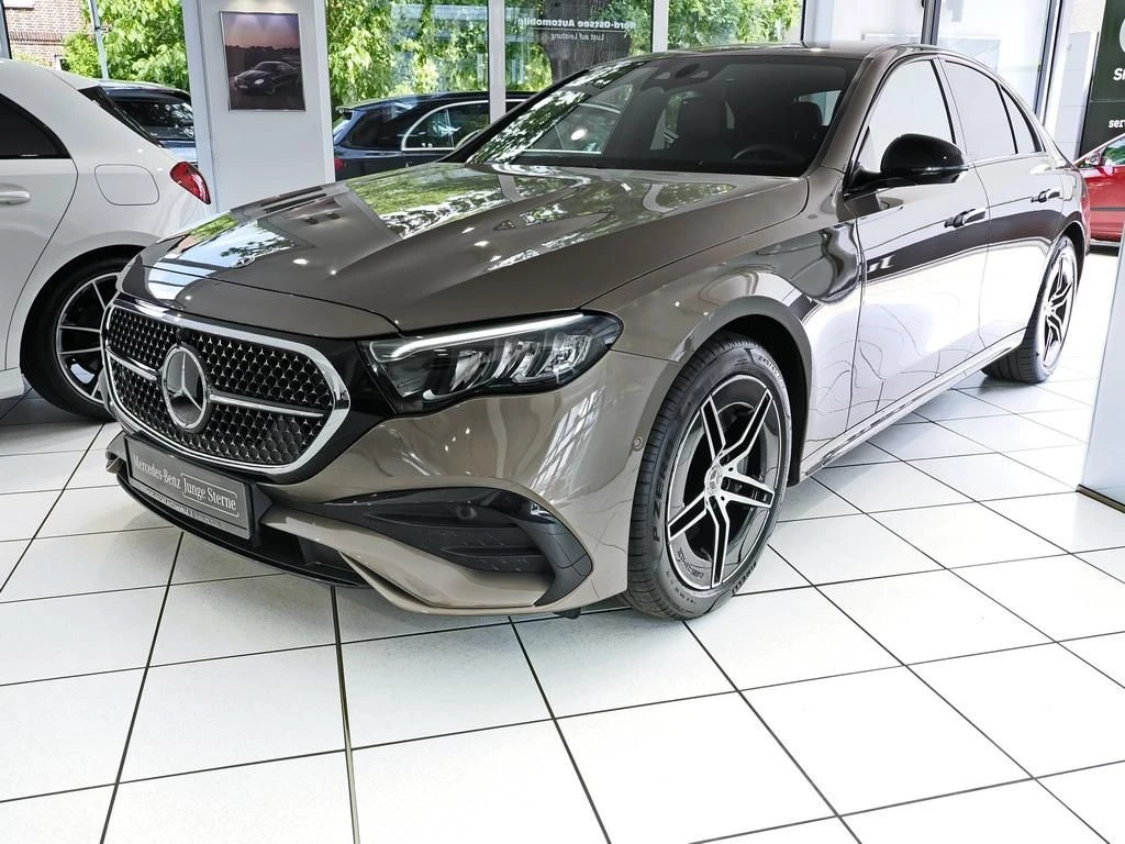 Mercedes-Benz-E-Klasse 300 e-image-7