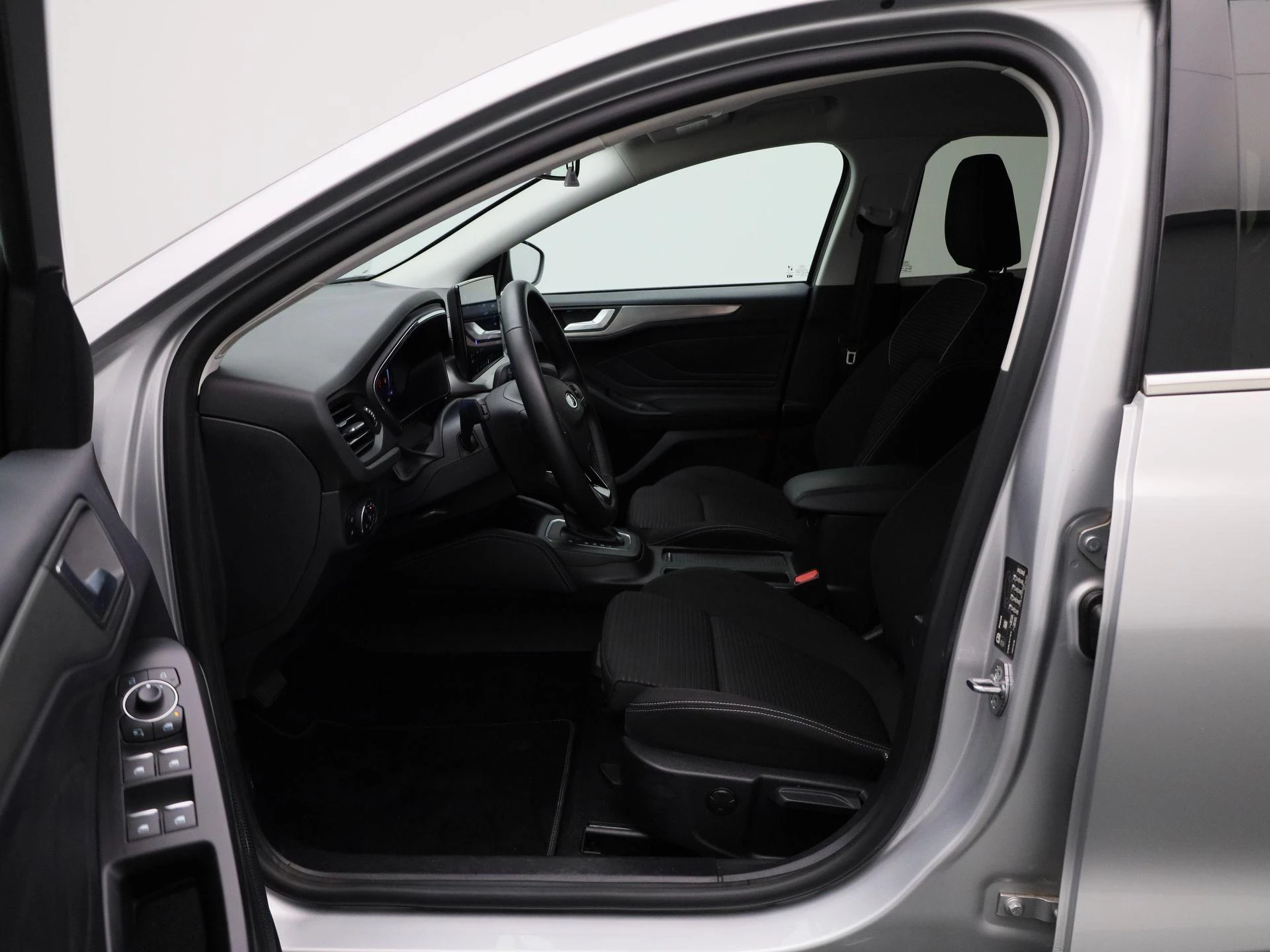 Ford Focus Wagon 1.0 EcoBoost Hybrid Titanium X