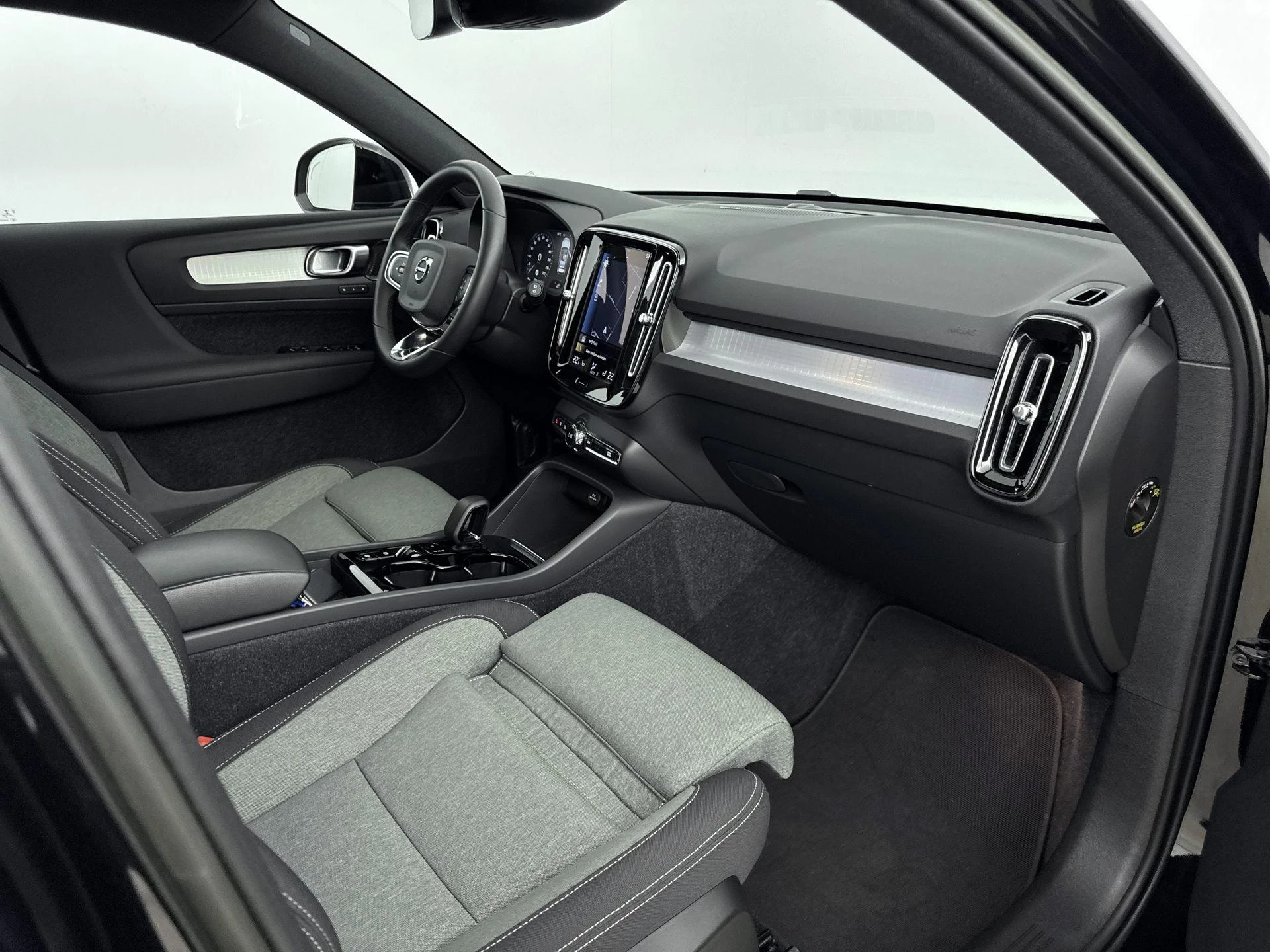 Volvo-XC40-image-15